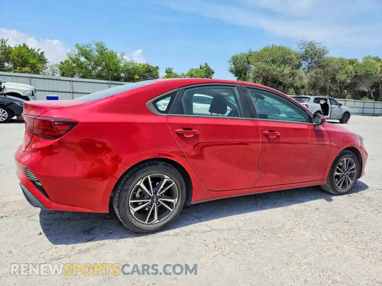 3 Photograph of a damaged car 3KPF24AD8RE831750 KIA FORTE 2024
