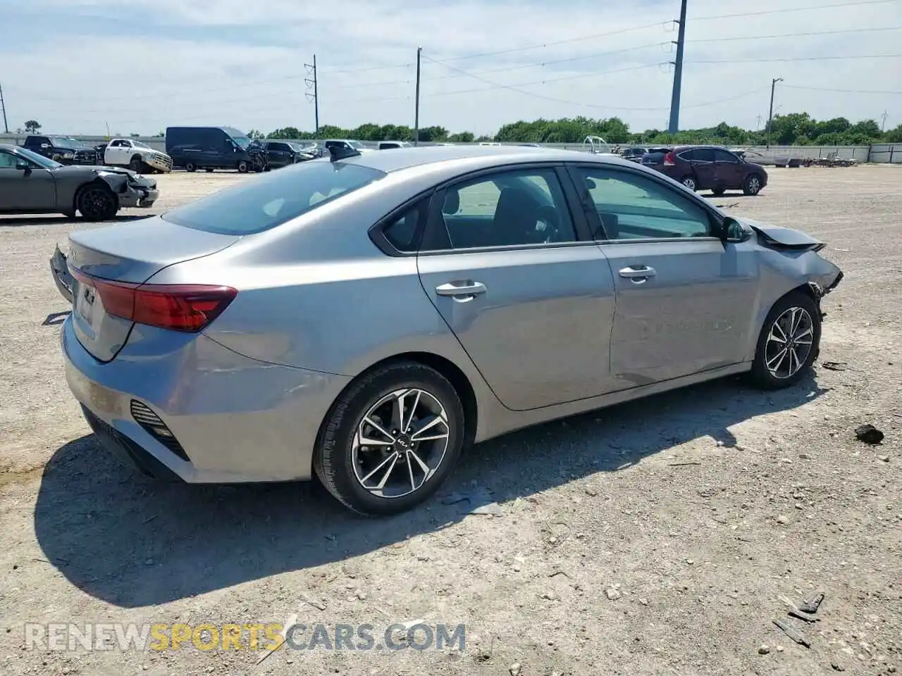3 Photograph of a damaged car 3KPF24AD9RE703954 KIA FORTE 2024