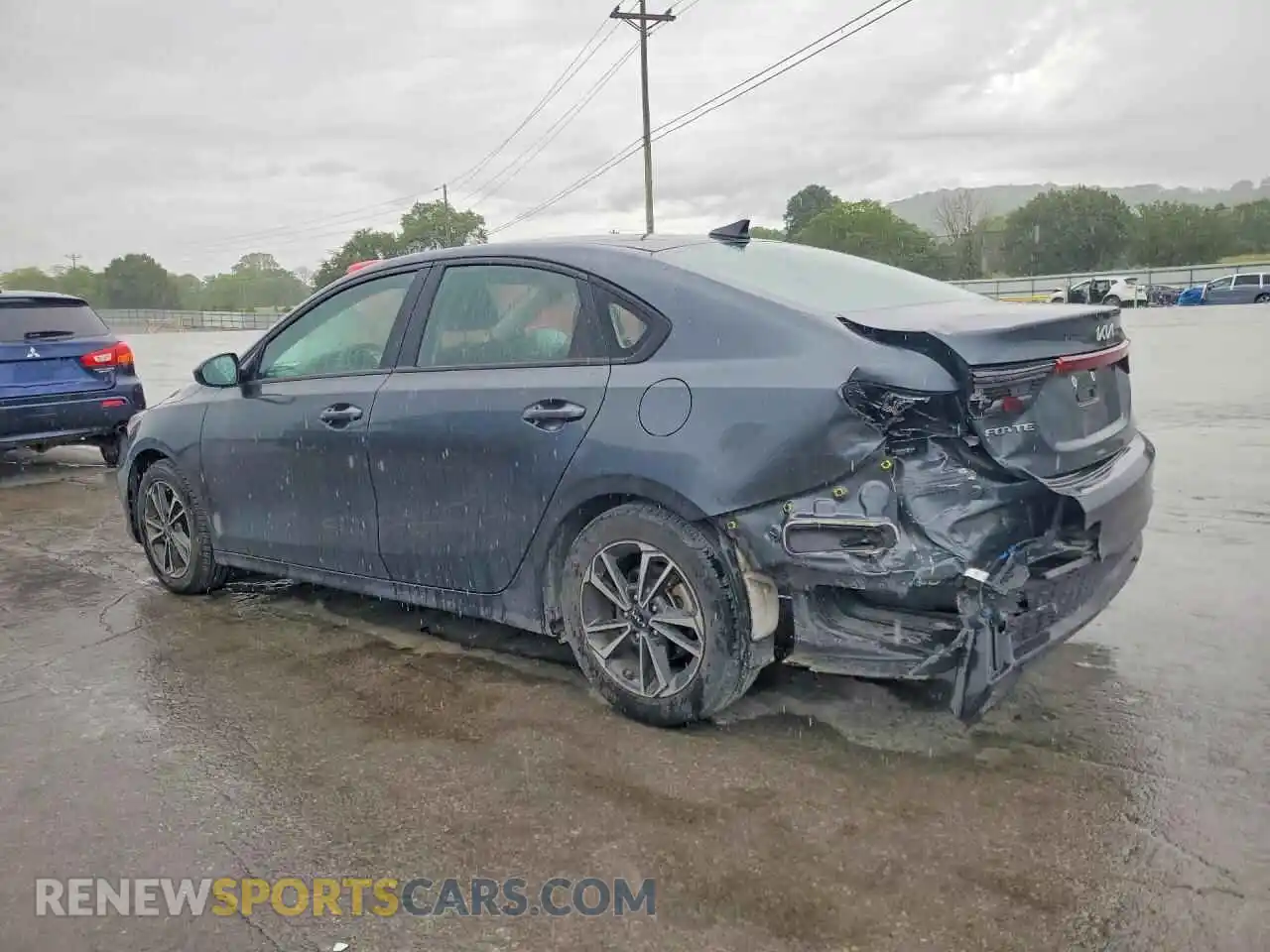 2 fotografías del automóvil dañado 3KPF24AD9RE705879 KIA FORTE 2024