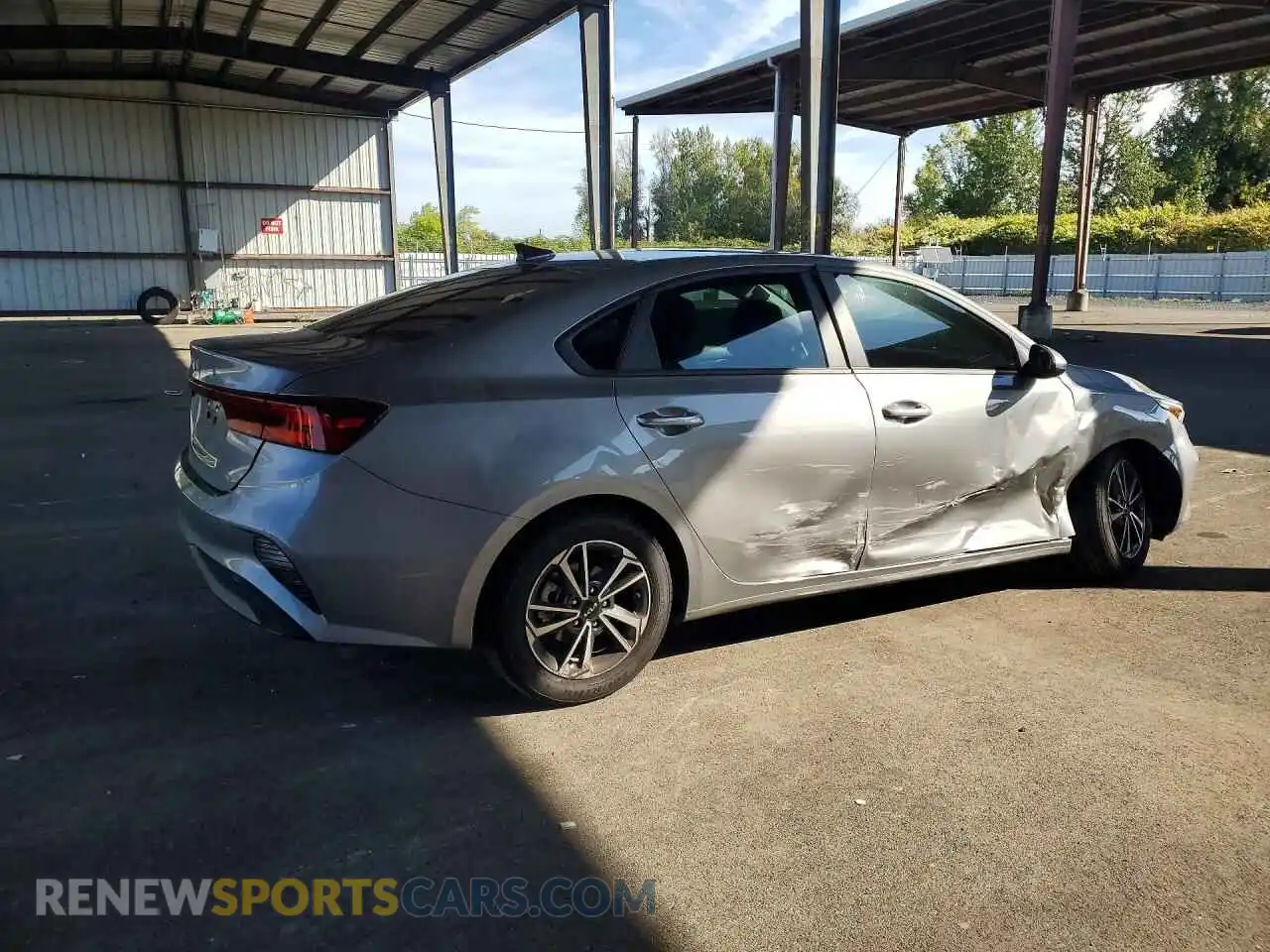 3 Photograph of a damaged car 3KPF24AD9RE736288 KIA FORTE 2024
