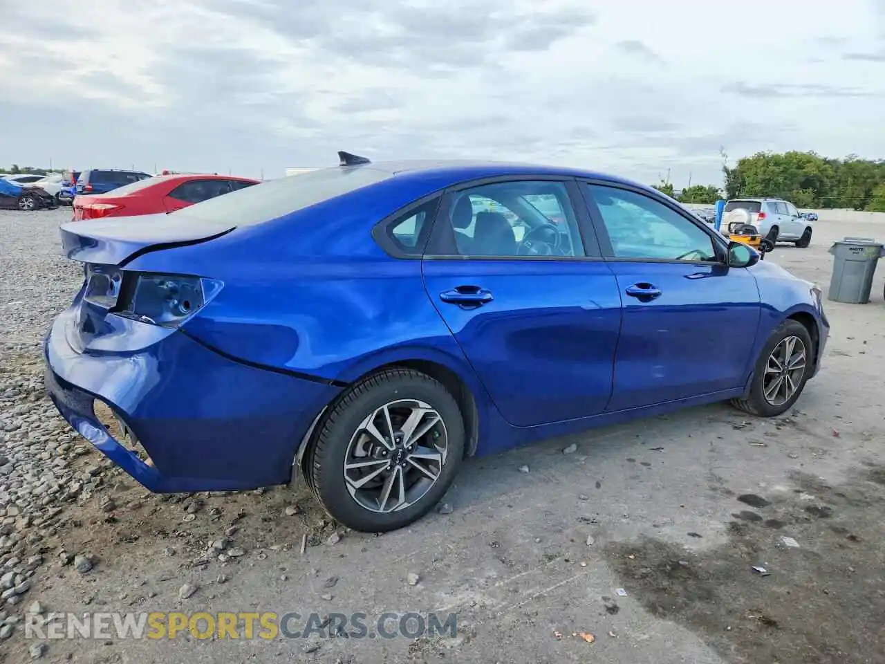 3 Photograph of a damaged car 3KPF24AD9RE775883 KIA FORTE 2024