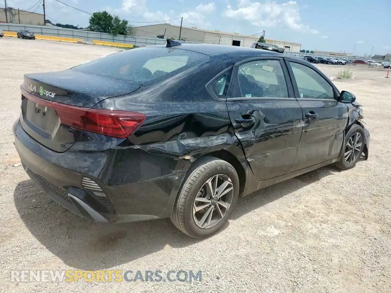 3 Photograph of a damaged car 3KPF24AD9RE793154 KIA FORTE 2024