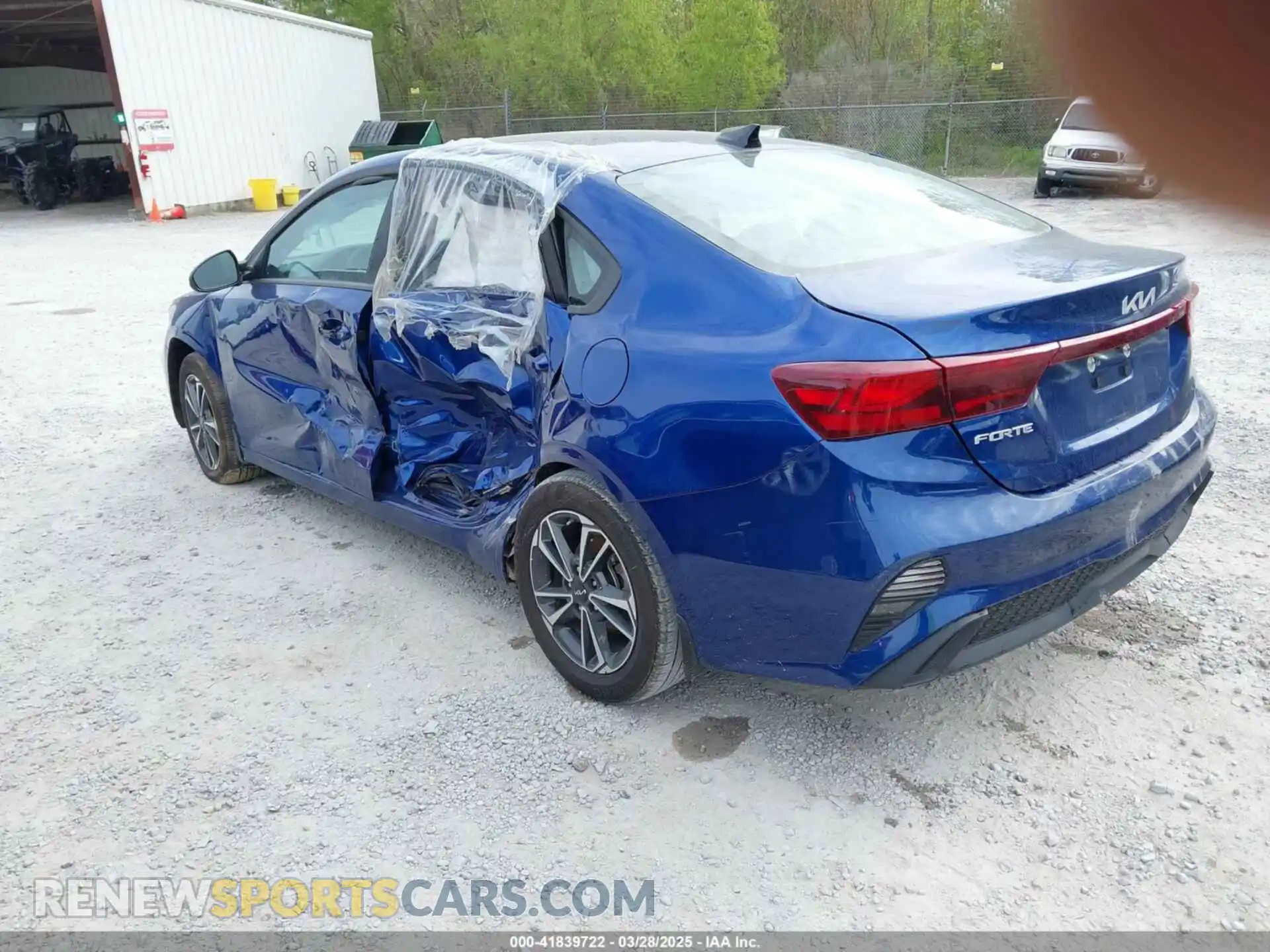 3 Photograph of a damaged car 3KPF24AD9RE807621 KIA FORTE 2024