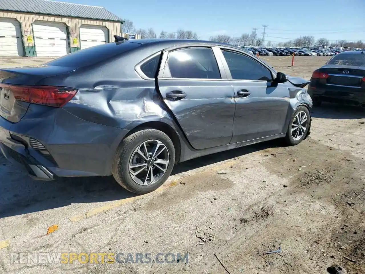 3 Photograph of a damaged car 3KPF24ADXRE715207 KIA FORTE 2024