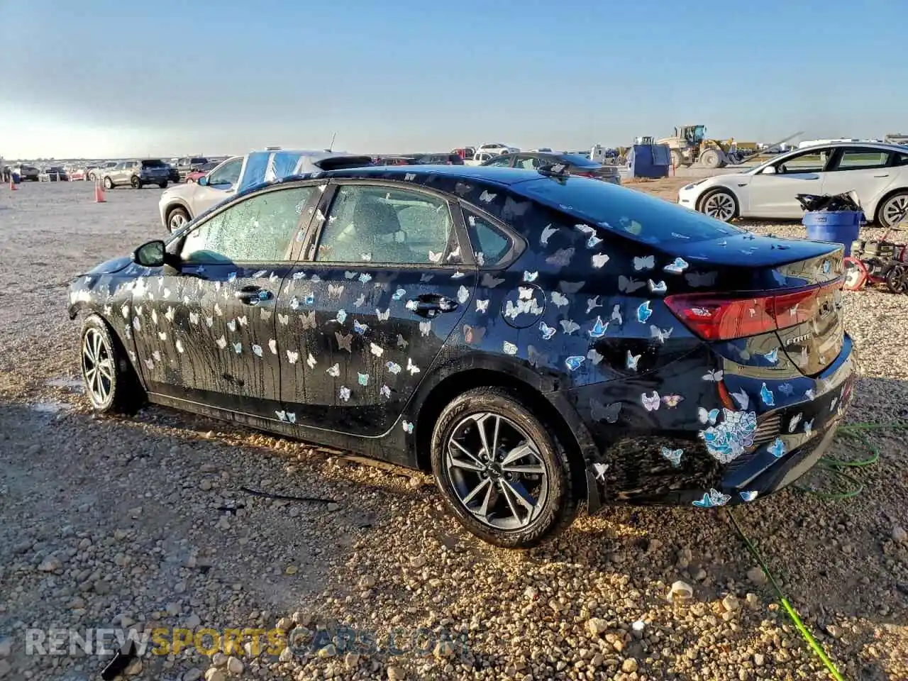 2 Photograph of a damaged car 3KPF24ADXRE732184 KIA FORTE 2024