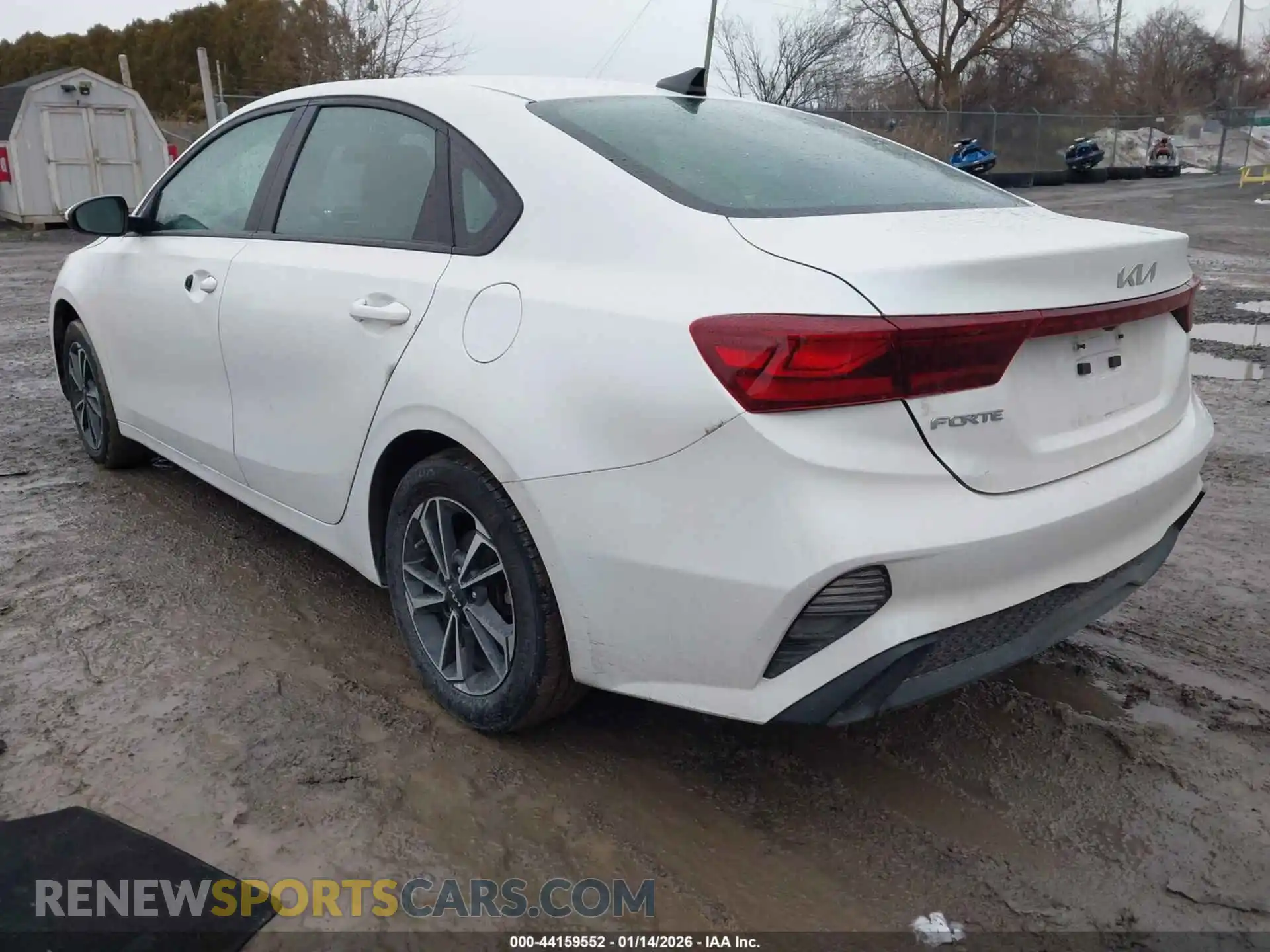 3 Photograph of a damaged car 3KPF24ADXRE735540 KIA FORTE 2024
