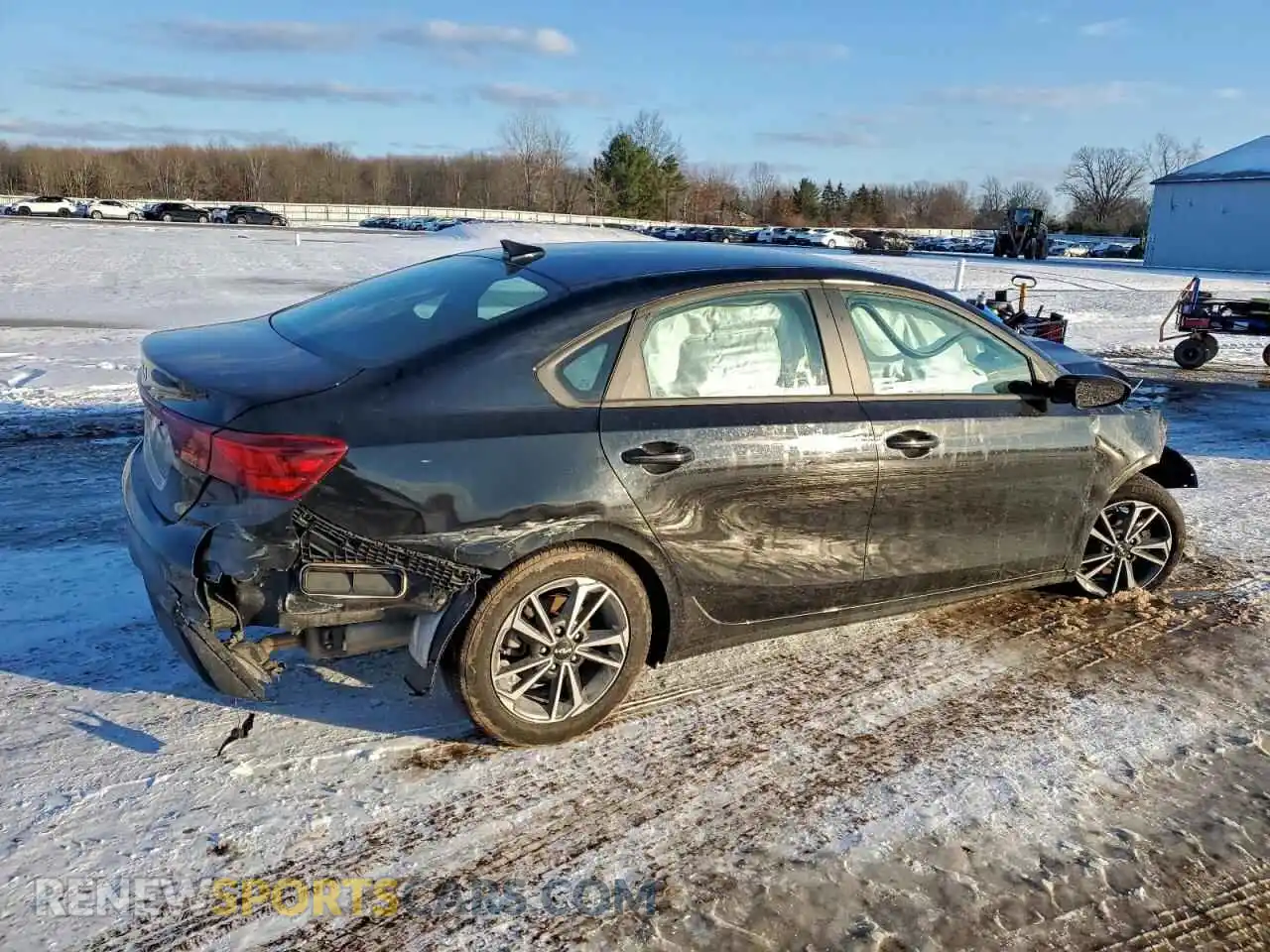 3 Photograph of a damaged car 3KPF24ADXRE754735 KIA FORTE 2024