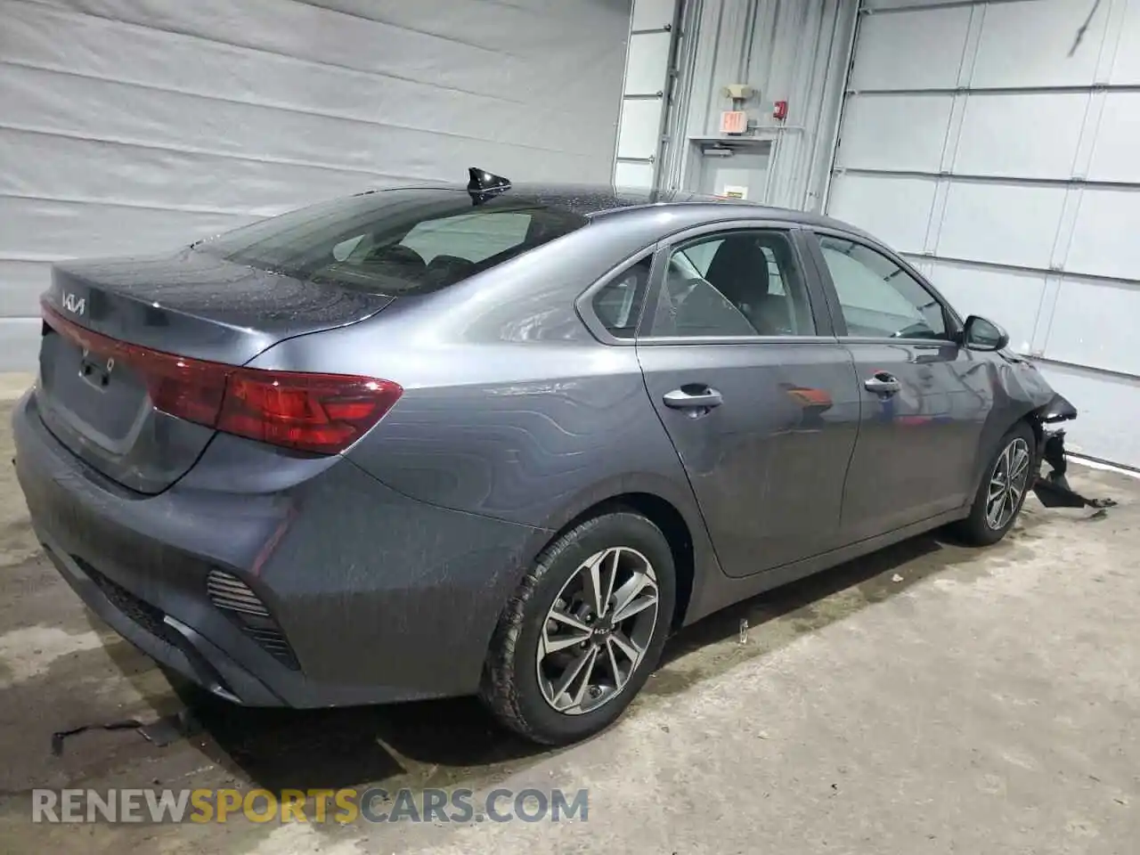 3 Photograph of a damaged car 3KPF24ADXRE764407 KIA FORTE 2024