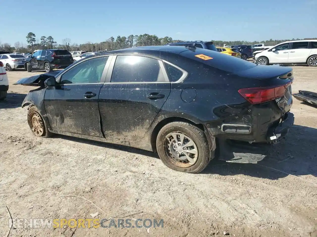 2 Photograph of a damaged car 3KPF24ADXRE766903 KIA FORTE 2024