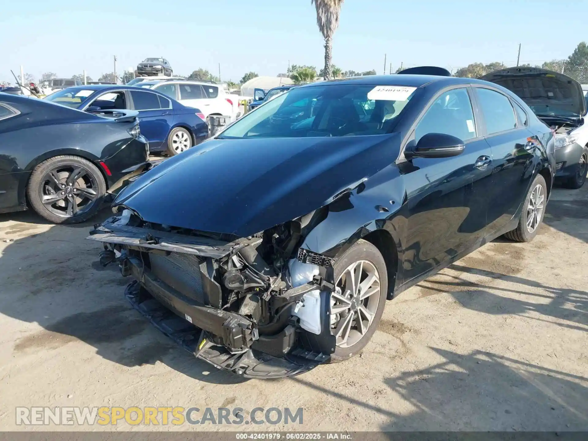 2 Photograph of a damaged car 3KPF24ADXRE837520 KIA FORTE 2024