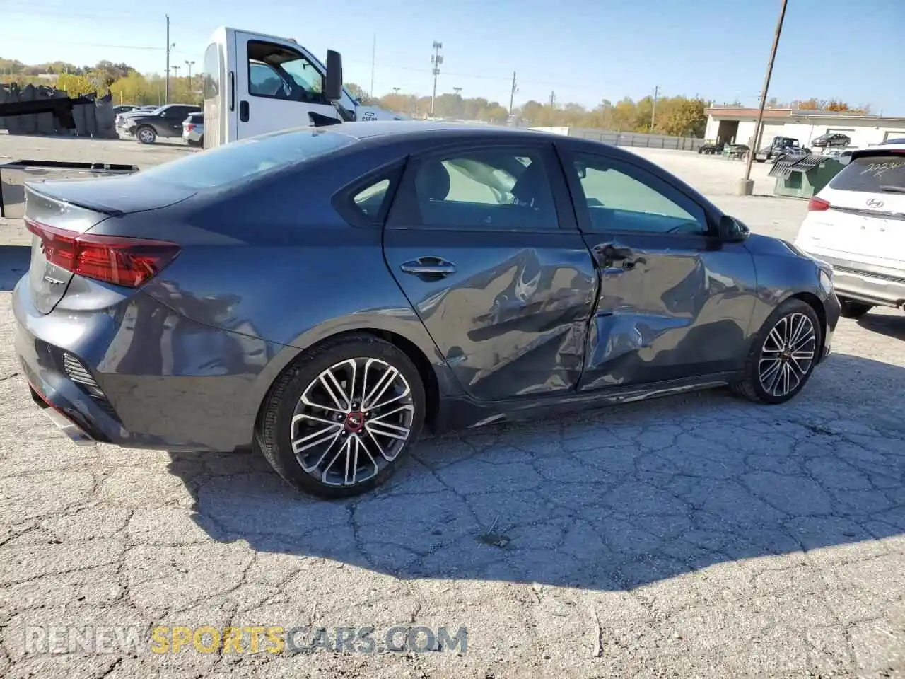 3 Photograph of a damaged car 3KPF44AC0RE692697 KIA FORTE 2024