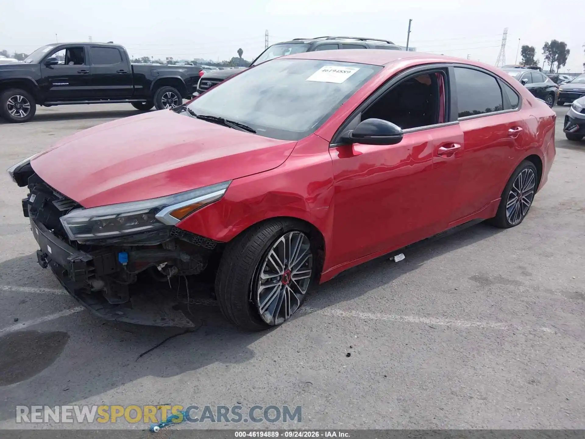 2 fotografías del automóvil dañado 3KPF44AC2RE699134 KIA FORTE 2024