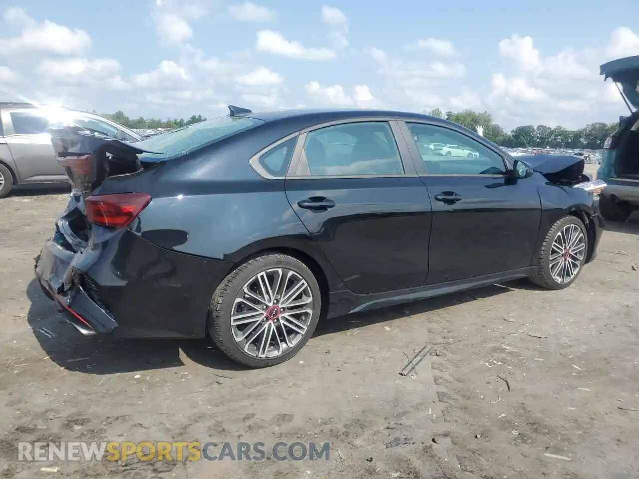 3 Фотография поврежденного автомобиля 3KPF44AC8RE746862 KIA FORTE 2024