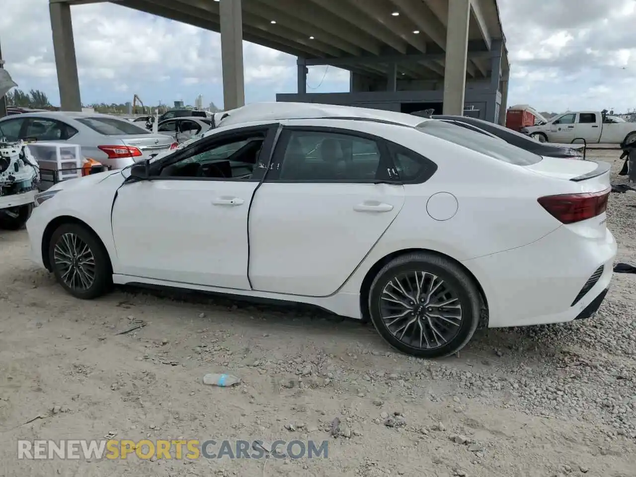 2 Photograph of a damaged car 3KPF54AD0RE726059 KIA FORTE 2024