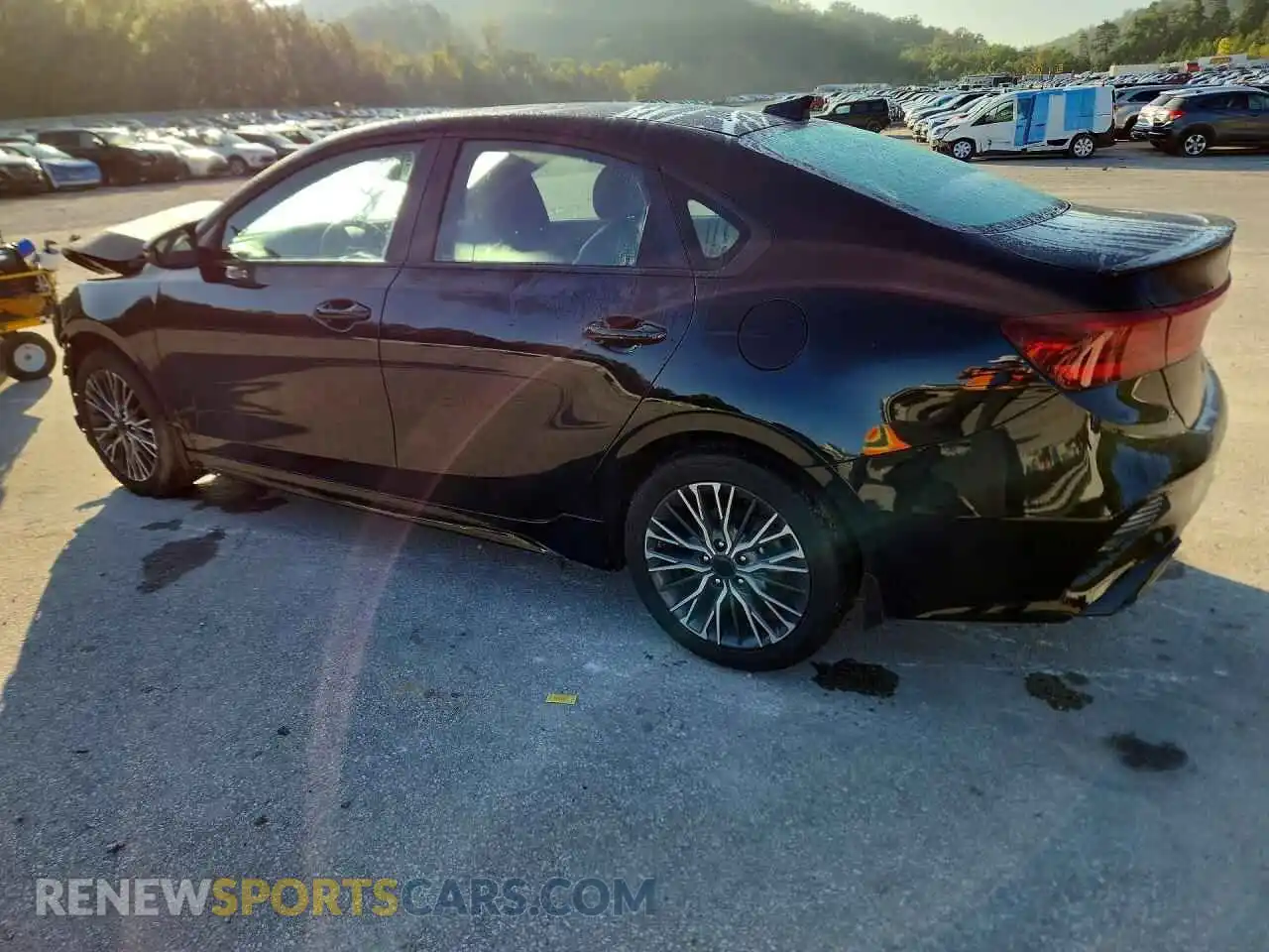 2 Photograph of a damaged car 3KPF54AD1RE772516 KIA FORTE 2024