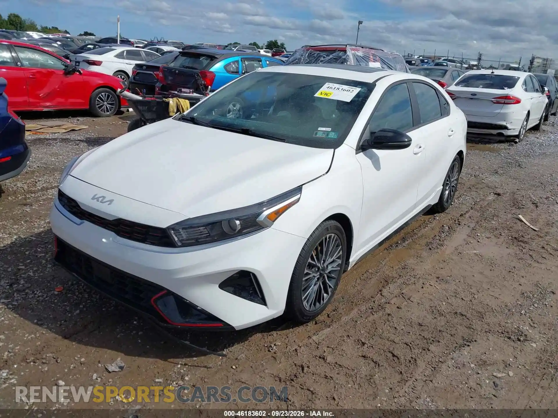 2 fotografías del automóvil dañado 3KPF54AD2RE830889 KIA FORTE 2024