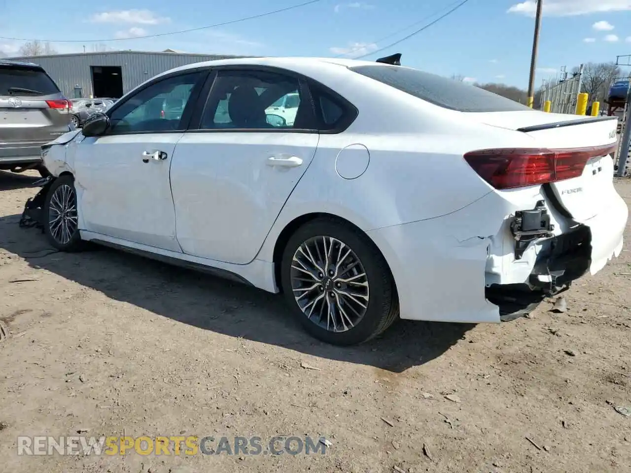 2 Фотография поврежденного автомобиля 3KPF54AD3RE744653 KIA FORTE 2024