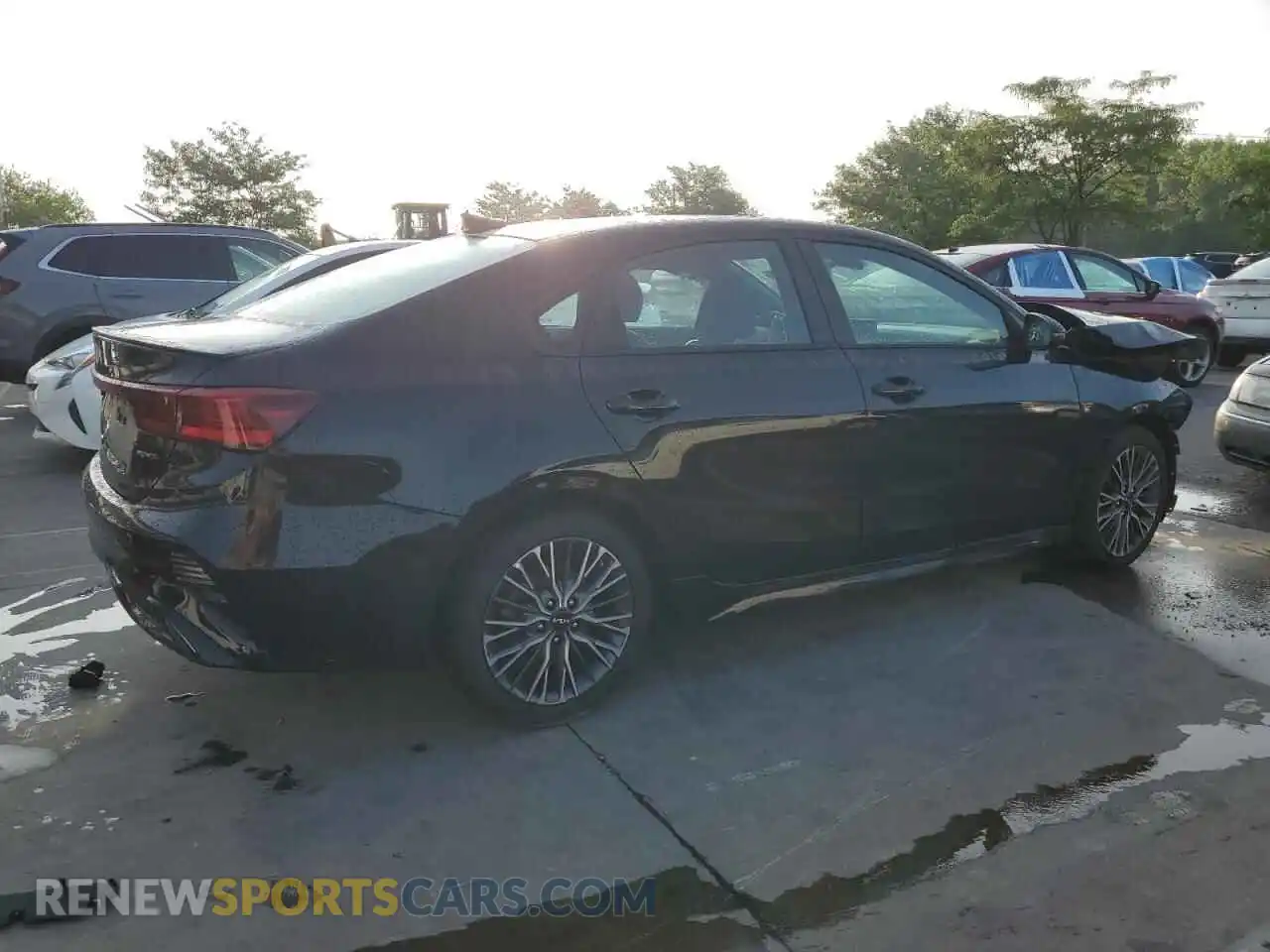 3 Photograph of a damaged car 3KPF54AD4RE746458 KIA FORTE 2024
