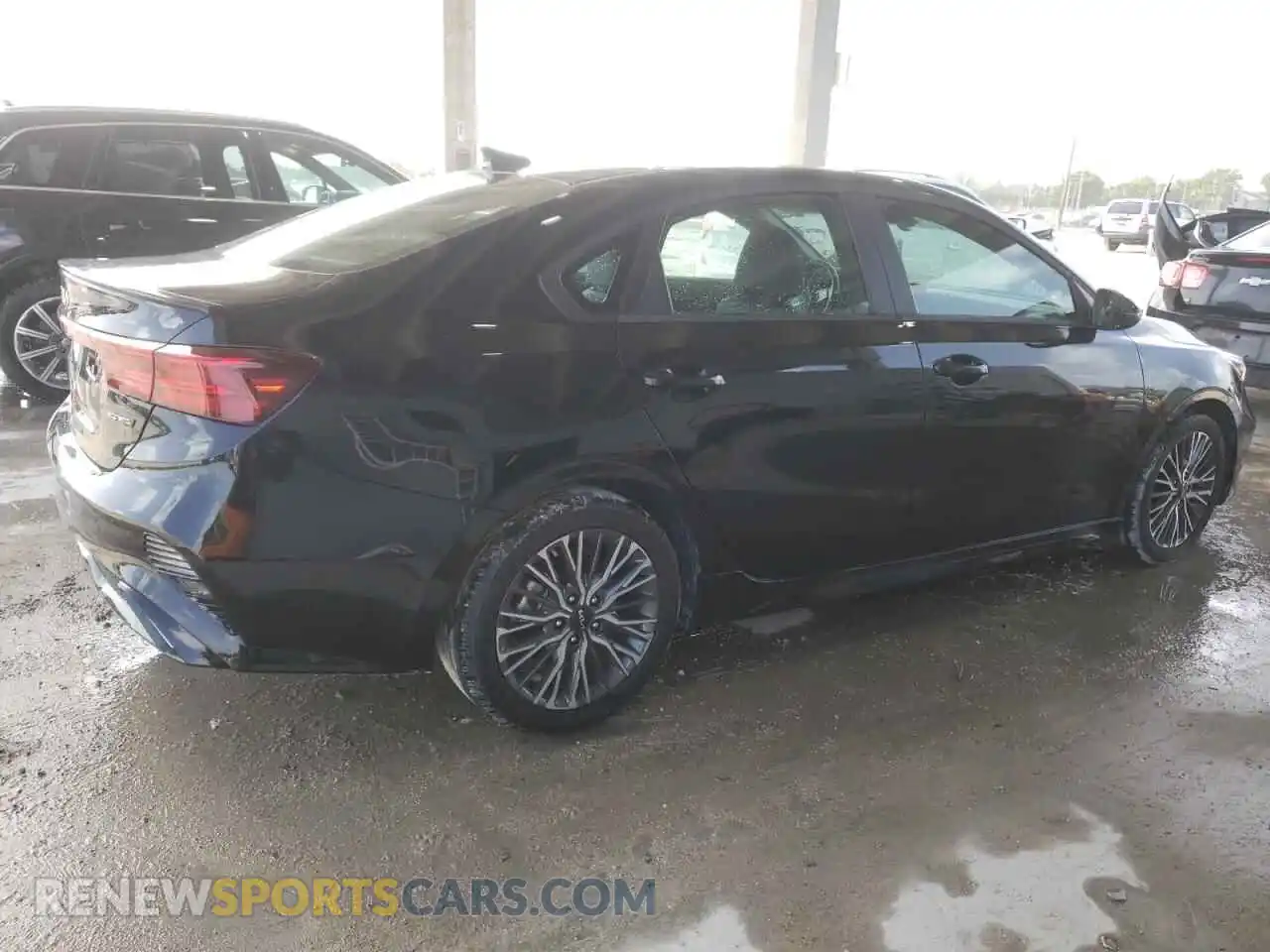 3 Photograph of a damaged car 3KPF54AD5RE796527 KIA FORTE 2024