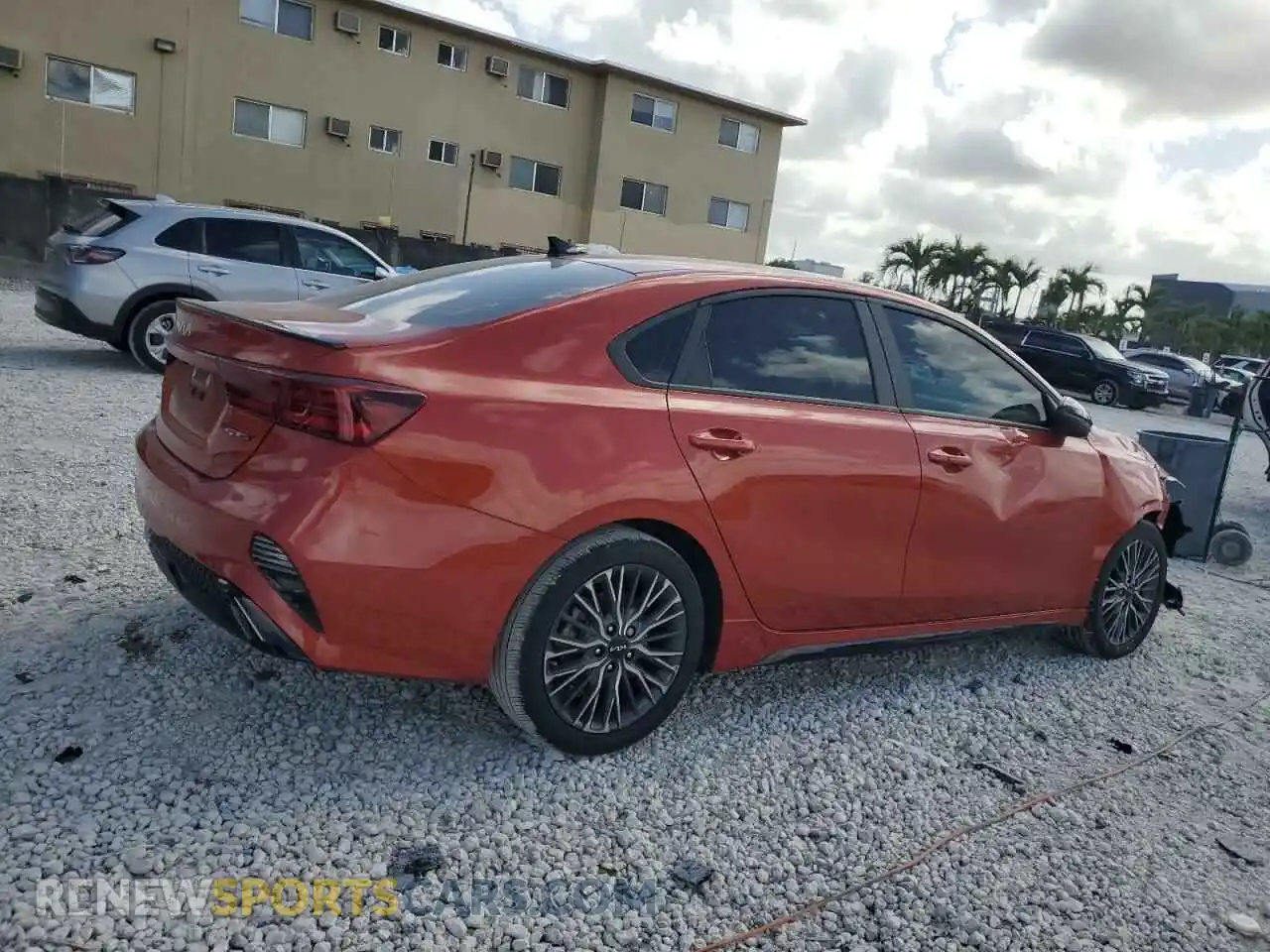 3 Photograph of a damaged car 3KPF54AD7RE698437 KIA FORTE 2024