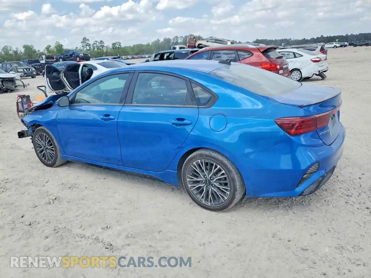 2 Фотография поврежденного автомобиля 3KPF54AD9RE702939 KIA FORTE 2024