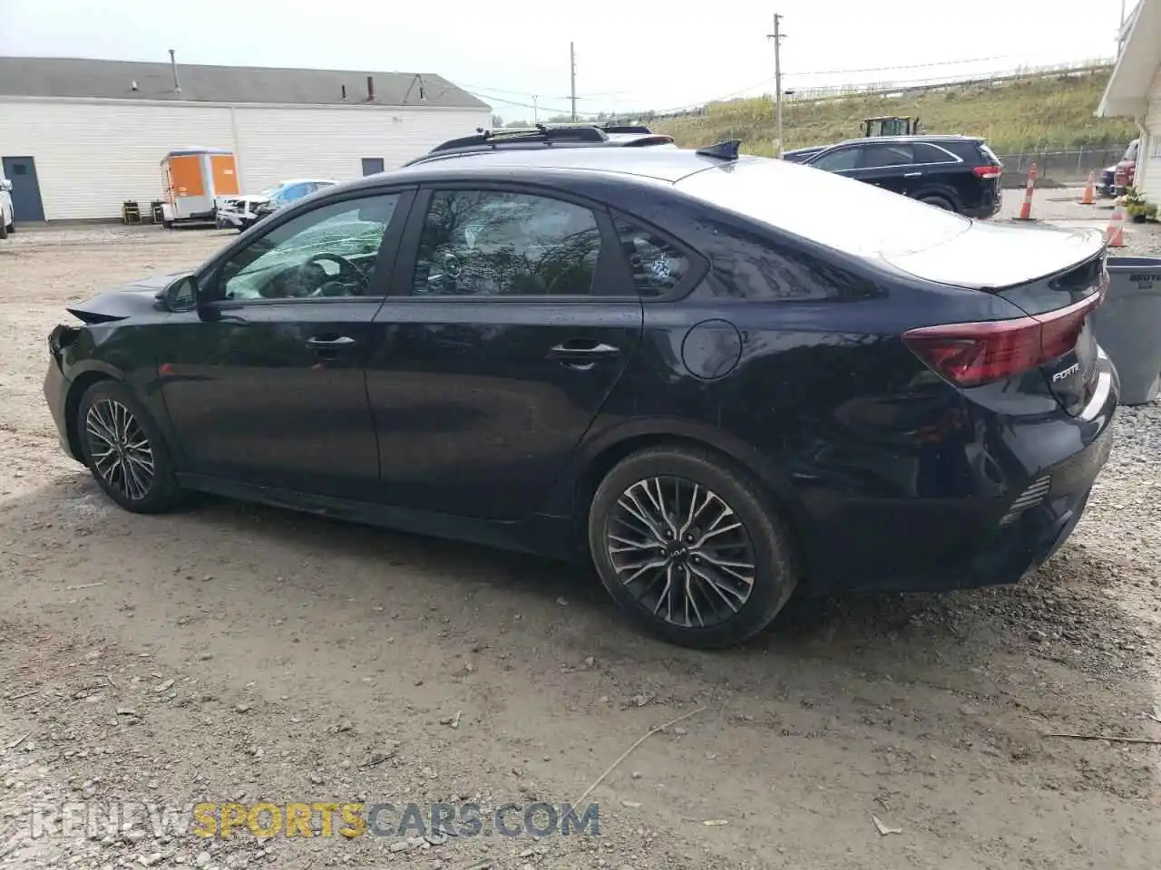 2 fotografías del automóvil dañado 3KPF54ADXRE693698 KIA FORTE 2024