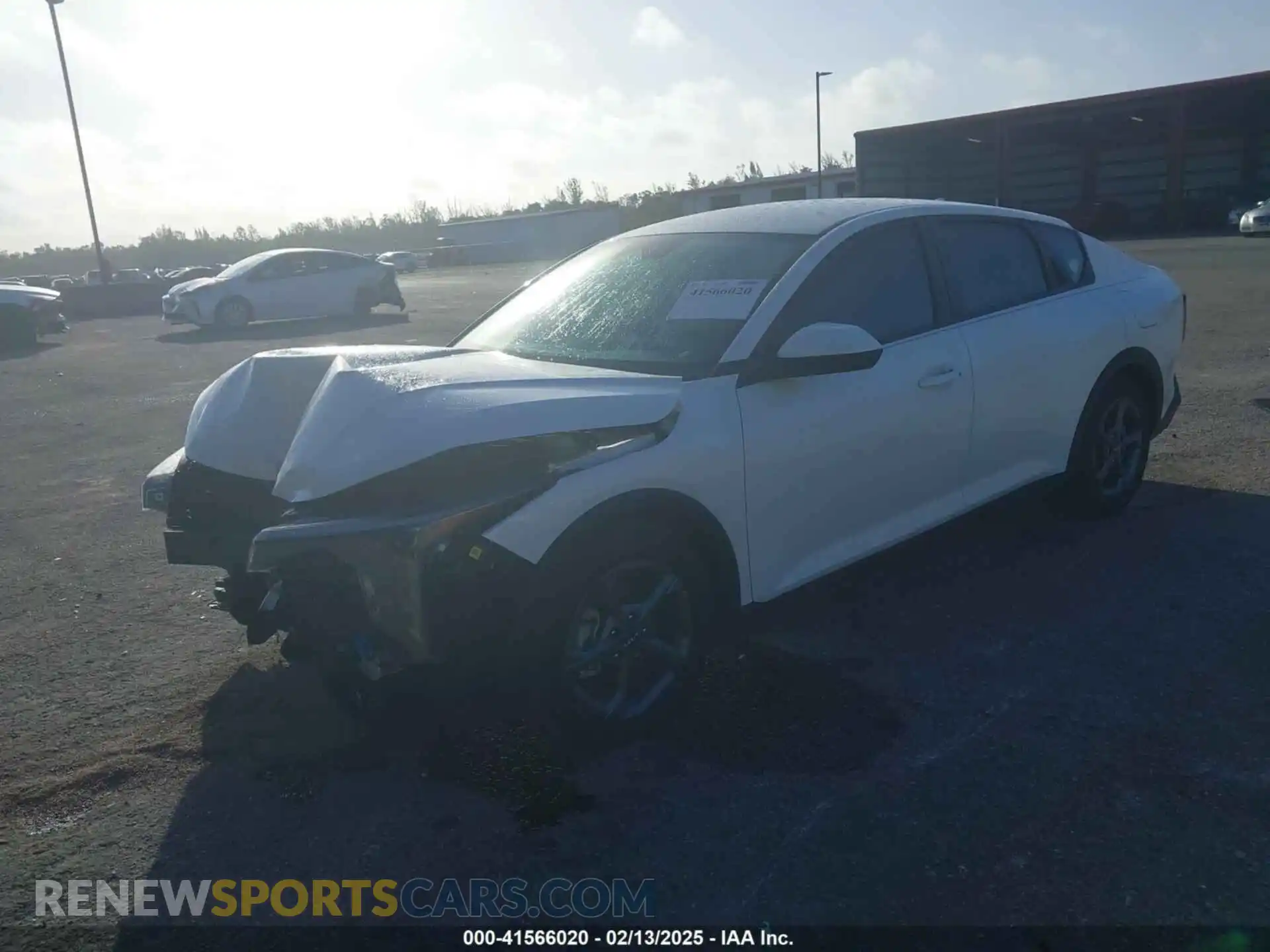 2 Photograph of a damaged car 3KPFT4DE1SE006012 KIA K4 2025