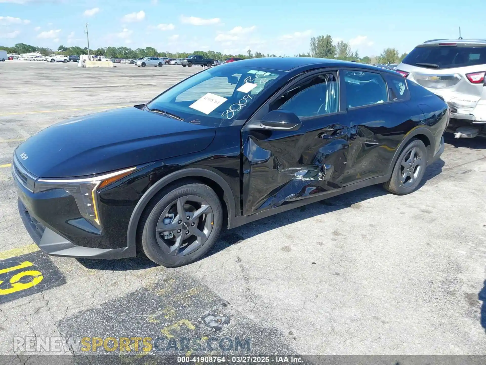 2 Photograph of a damaged car 3KPFT4DE5SE058209 KIA K4 2025