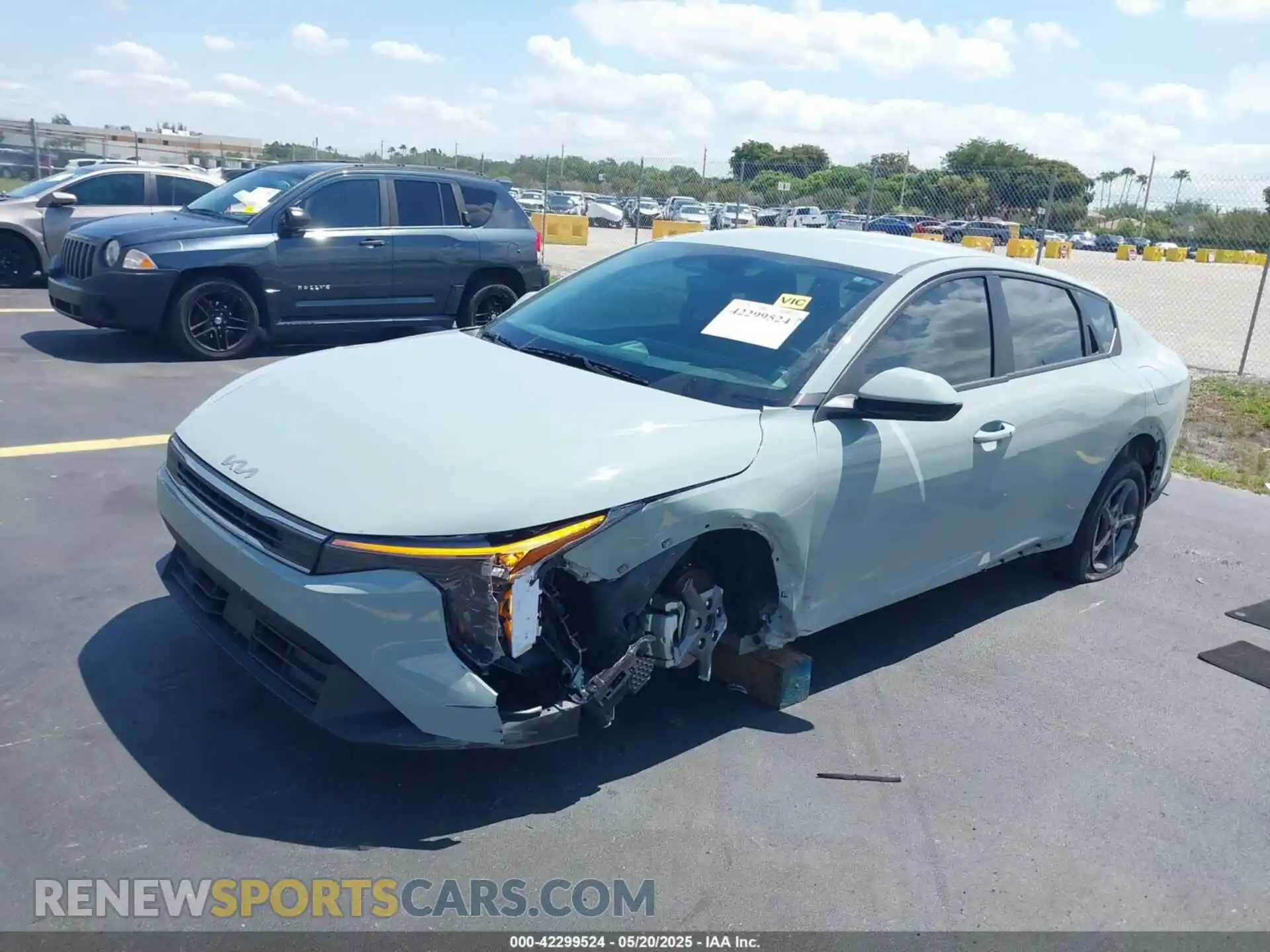 2 Photograph of a damaged car 3KPFT4DE7SE064013 KIA K4 2025