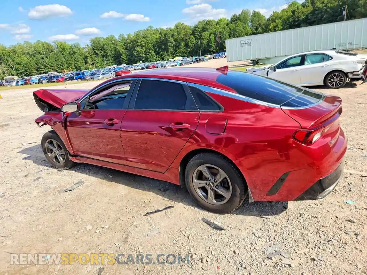 2 Photograph of a damaged car 5XXG14J21MG050655 KIA K5 2021