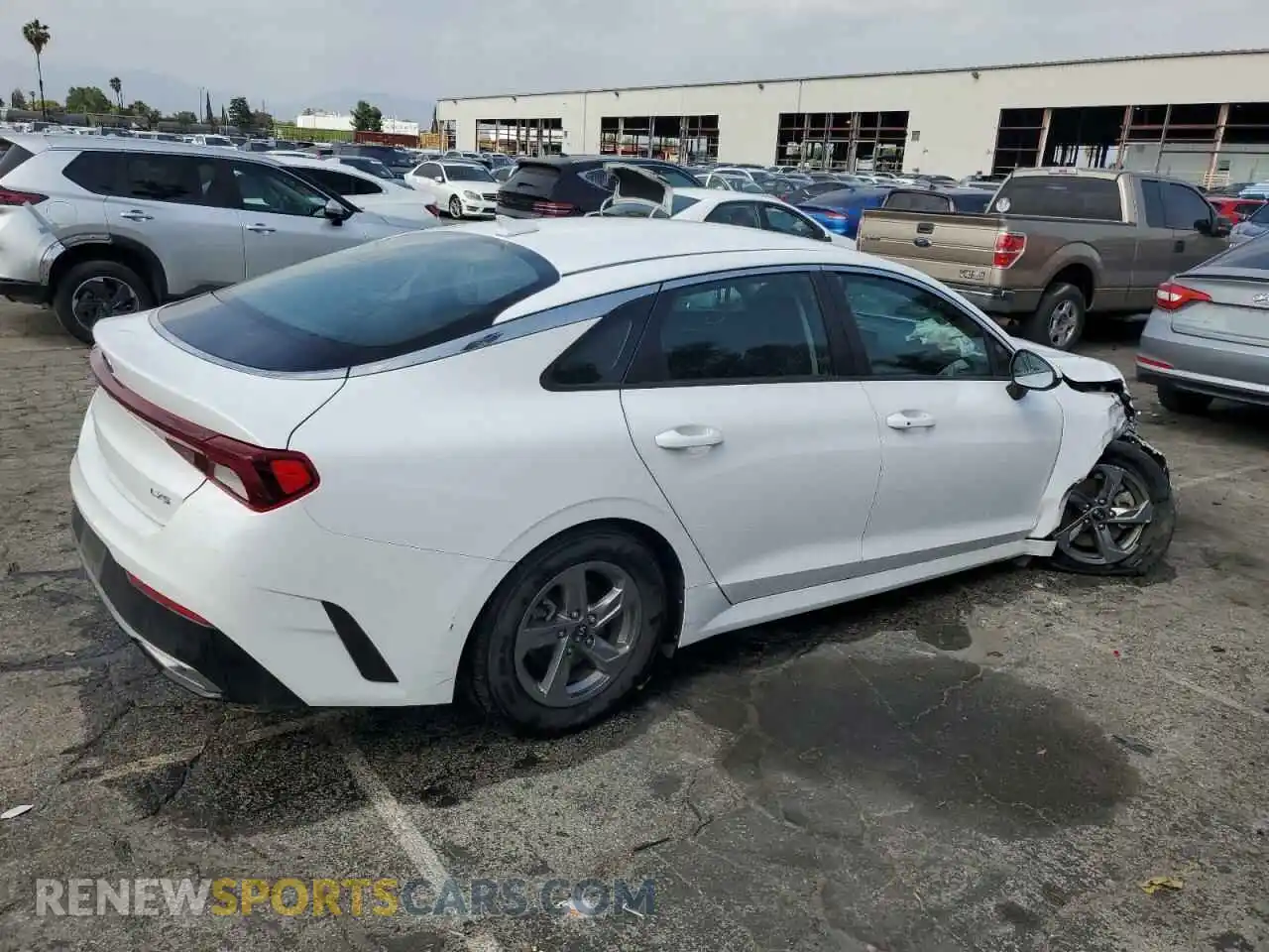 3 Photograph of a damaged car 5XXG14J22MG016479 KIA K5 2021