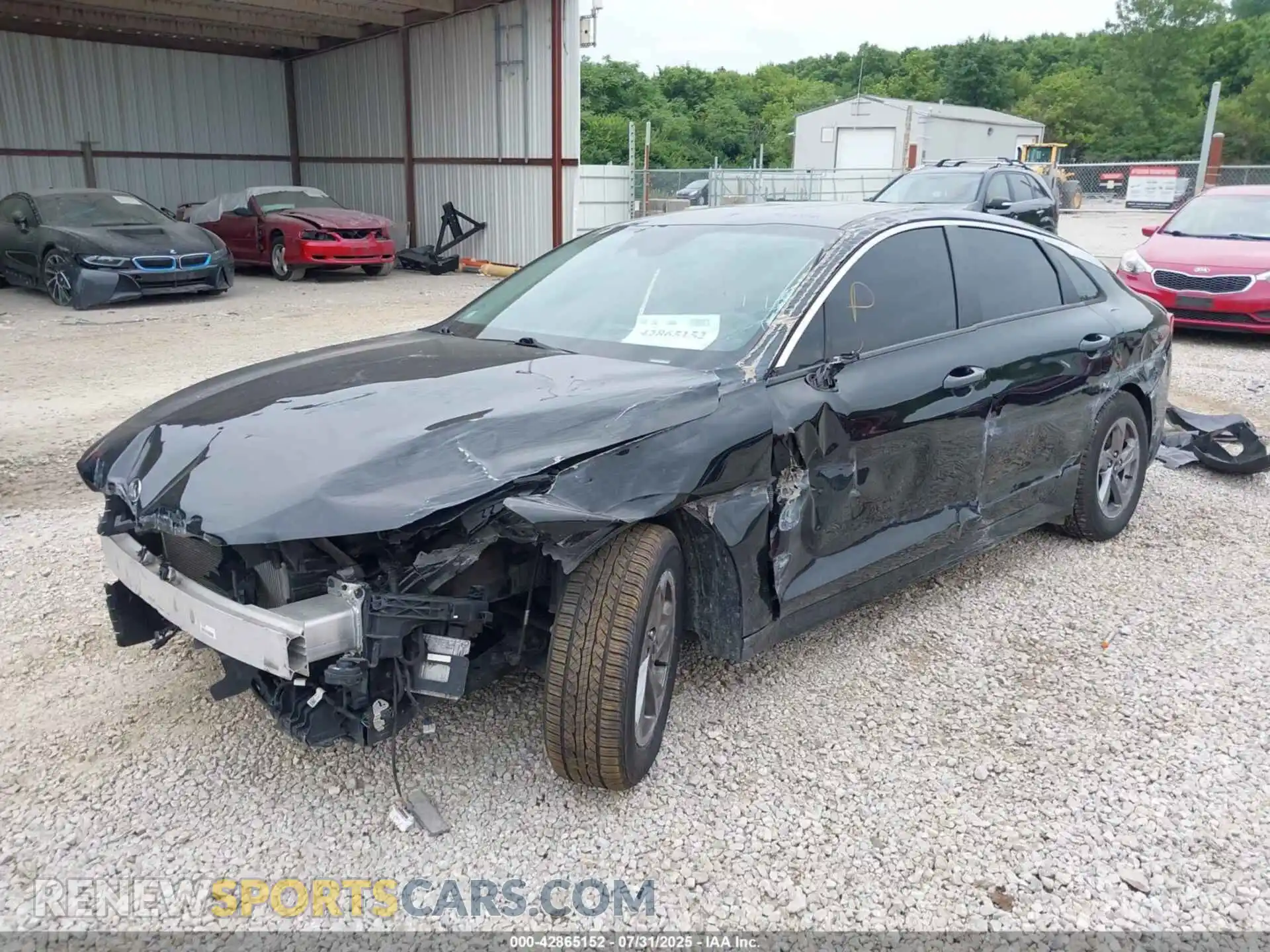 2 fotografías del automóvil dañado 5XXG14J22MG046632 KIA K5 2021