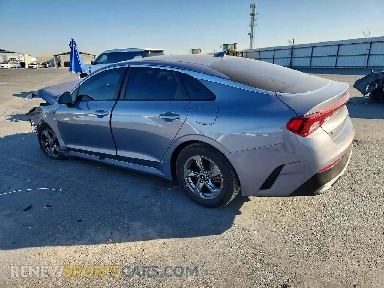 2 fotografías del automóvil dañado 5XXG14J23MG013042 KIA K5 2021