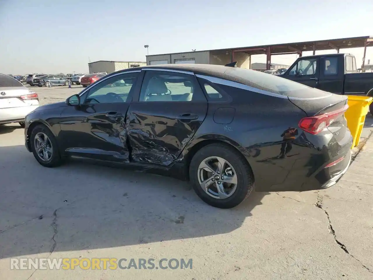 2 Photograph of a damaged car 5XXG14J24MG016872 KIA K5 2021