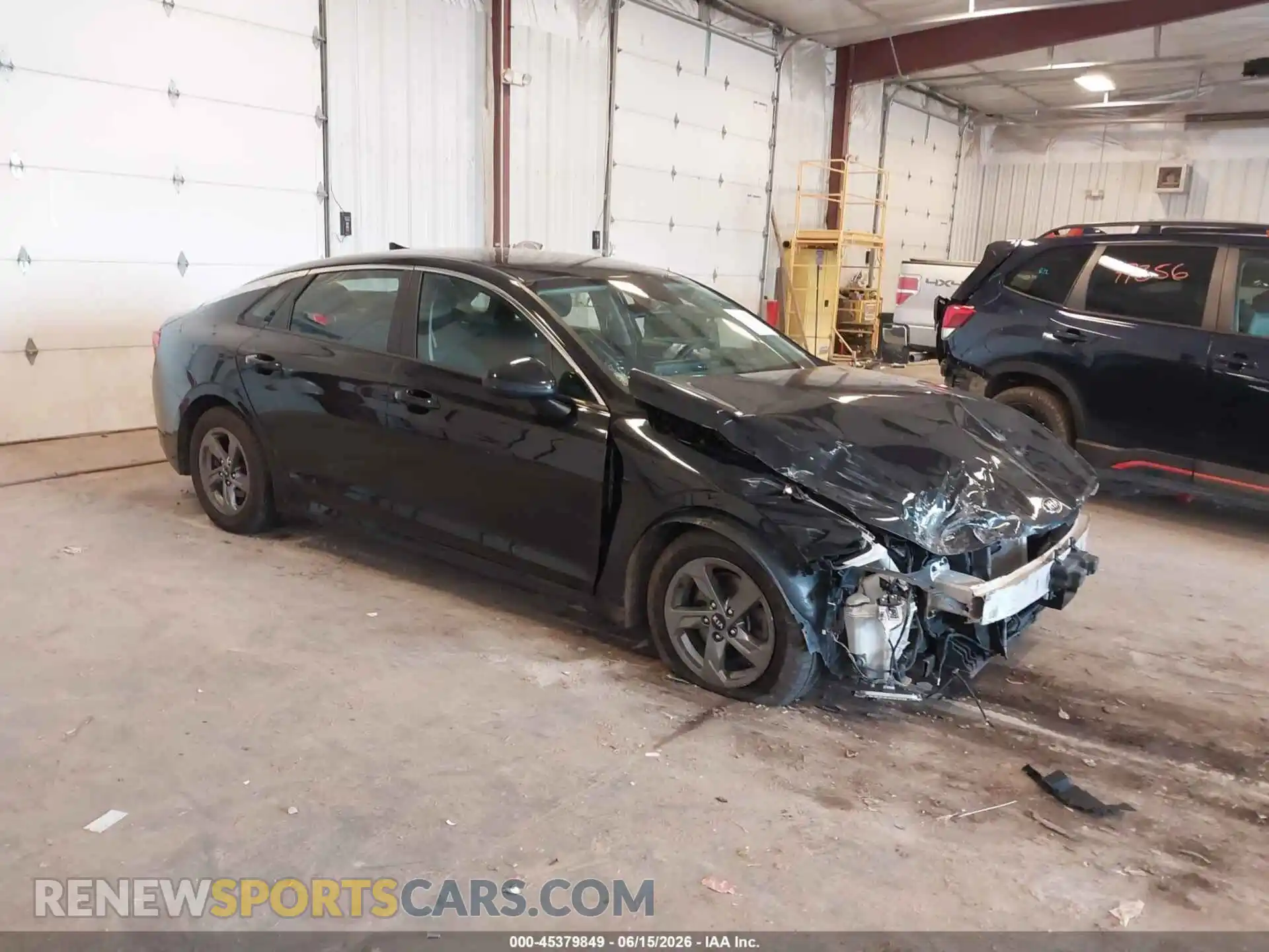 1 Photograph of a damaged car 5XXG14J24MG044669 KIA K5 2021