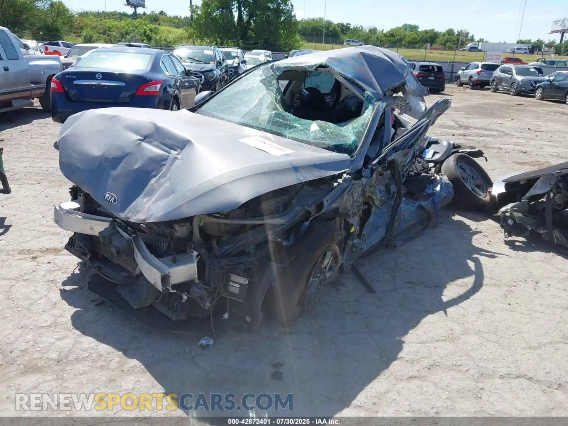 2 Photograph of a damaged car 5XXG14J27MG012217 KIA K5 2021