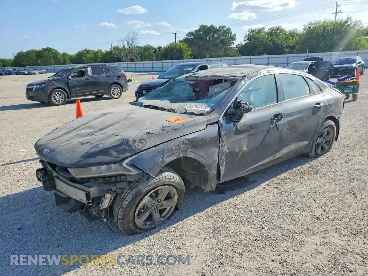 1 Photograph of a damaged car 5XXG14J27MG044228 KIA K5 2021