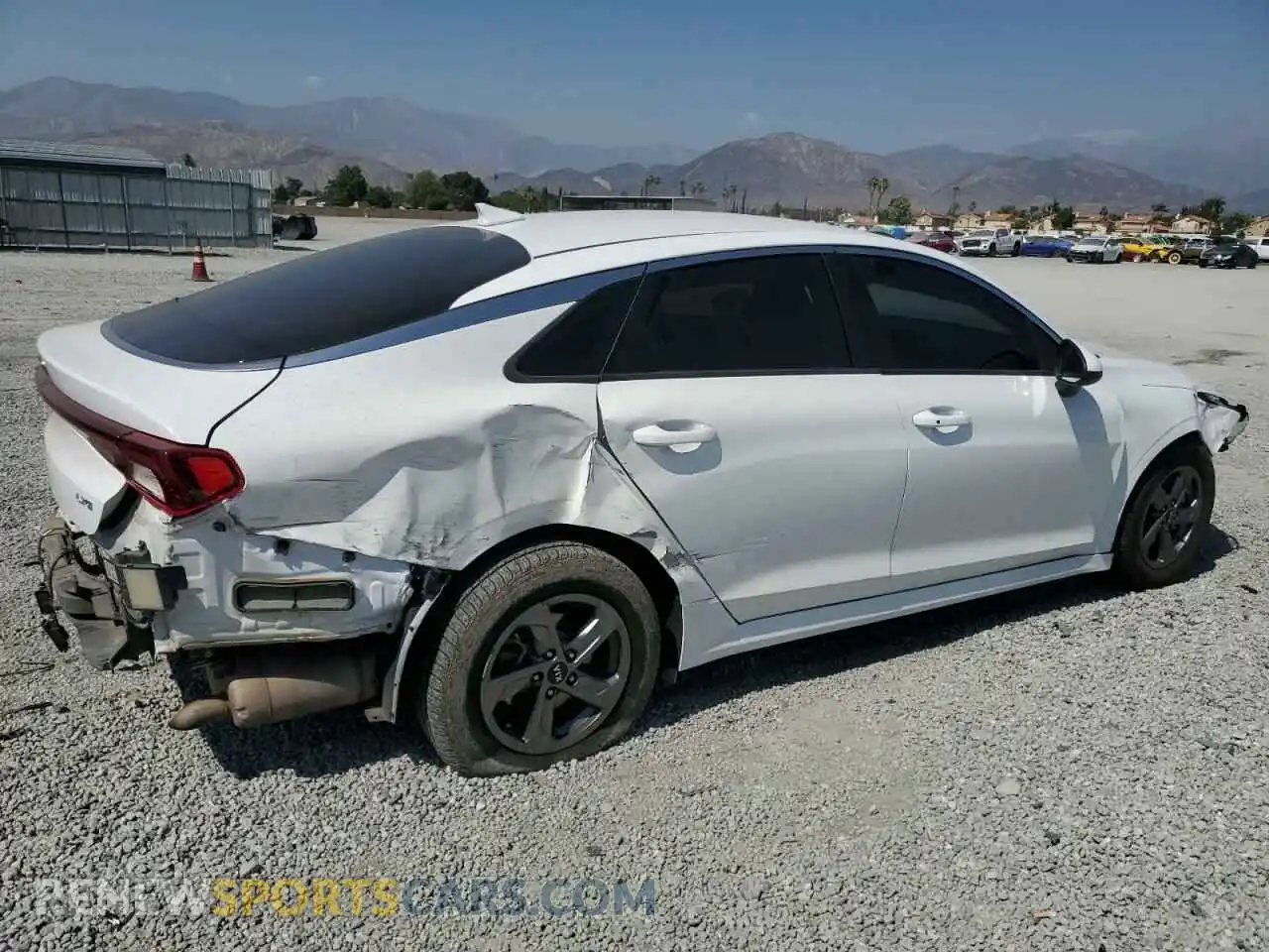 3 Photograph of a damaged car 5XXG14J27MG048232 KIA K5 2021