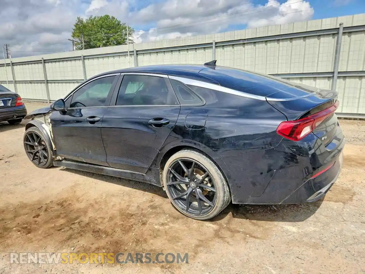 2 fotografías del automóvil dañado 5XXG14J29MG026622 KIA K5 2021