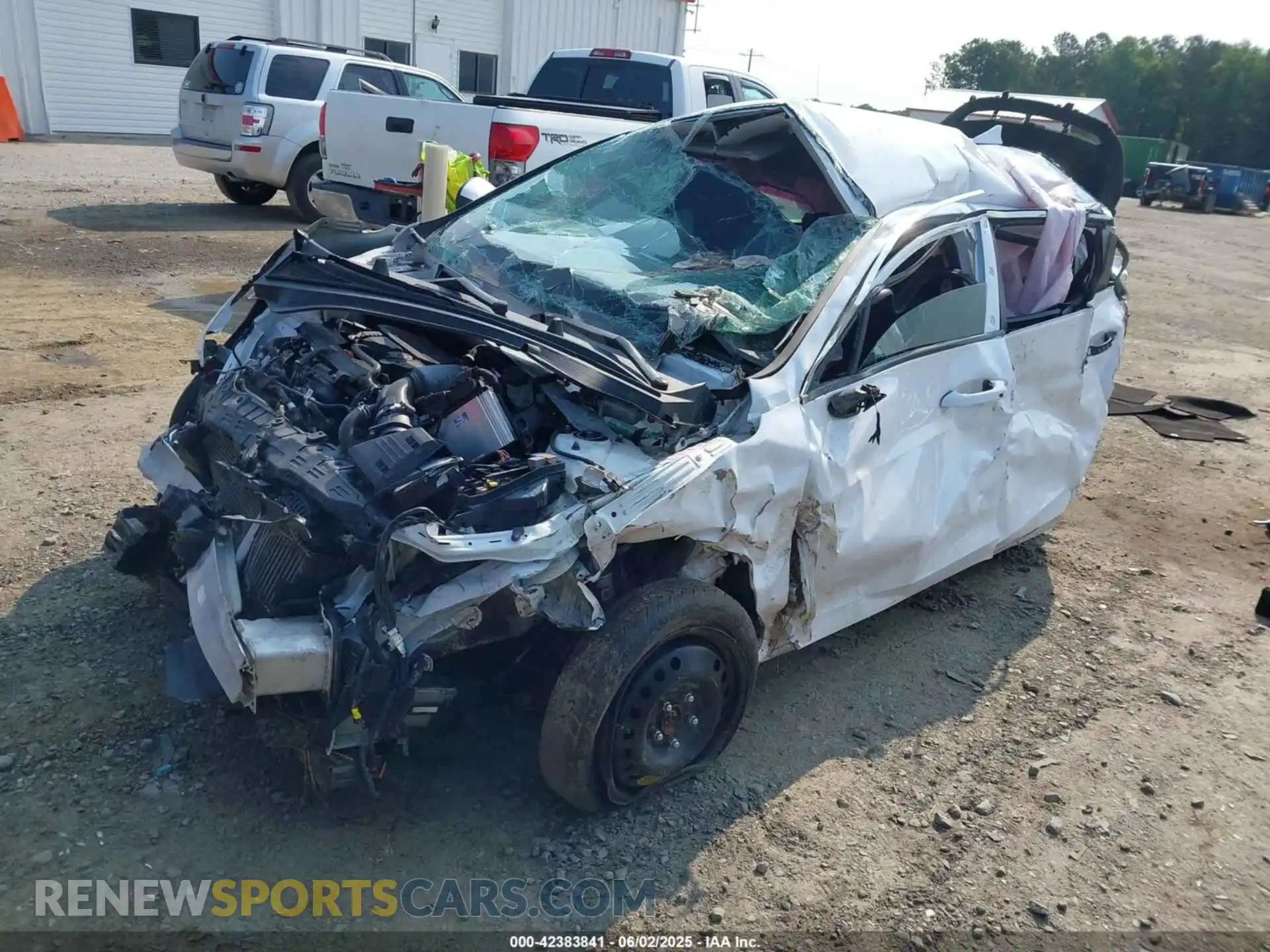 2 Photograph of a damaged car 5XXG14J29MG064772 KIA K5 2021