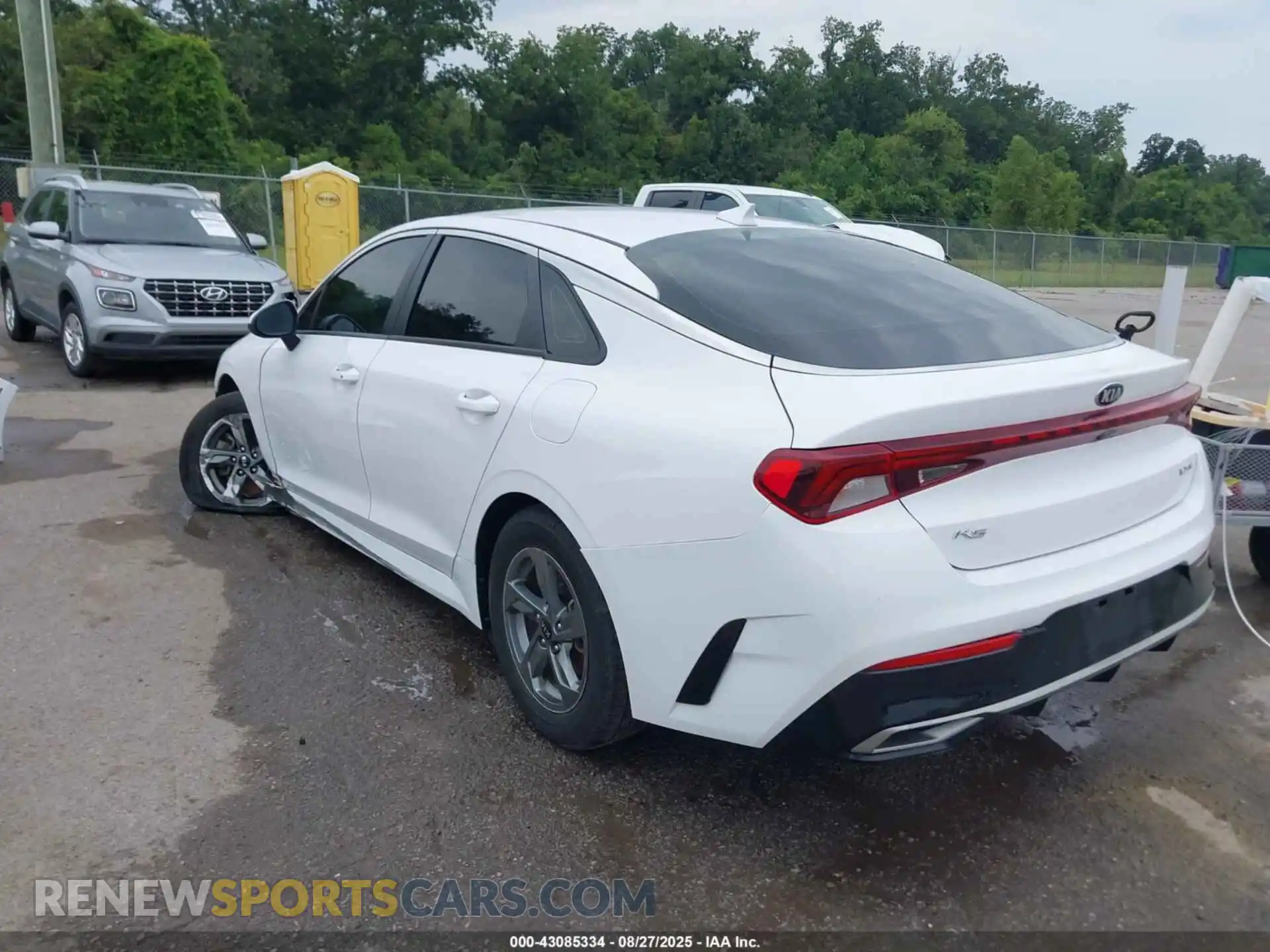 3 fotografías del automóvil dañado 5XXG14J2XMG062187 KIA K5 2021