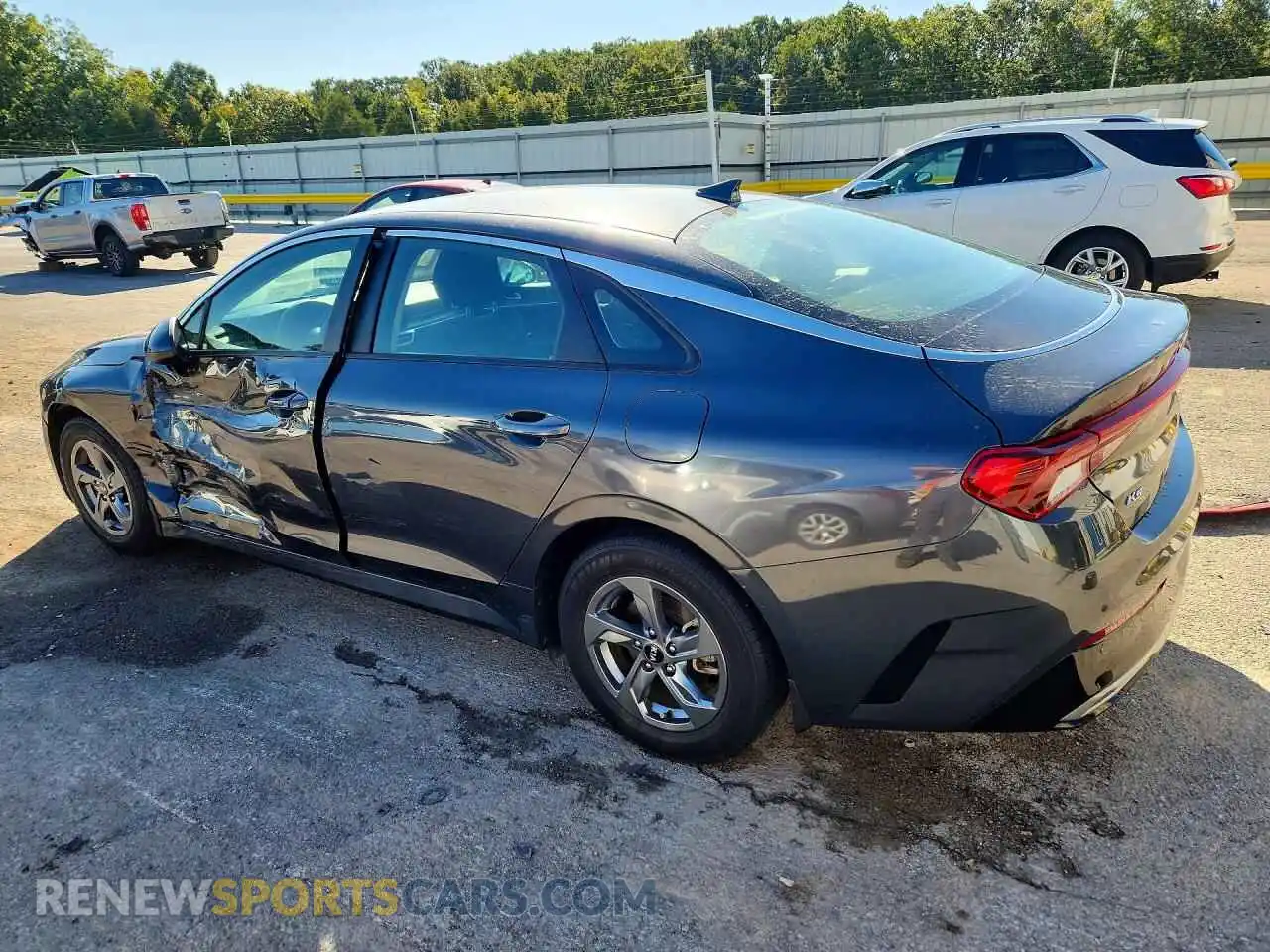 2 fotografías del automóvil dañado 5XXG14J2XMG078440 KIA K5 2021