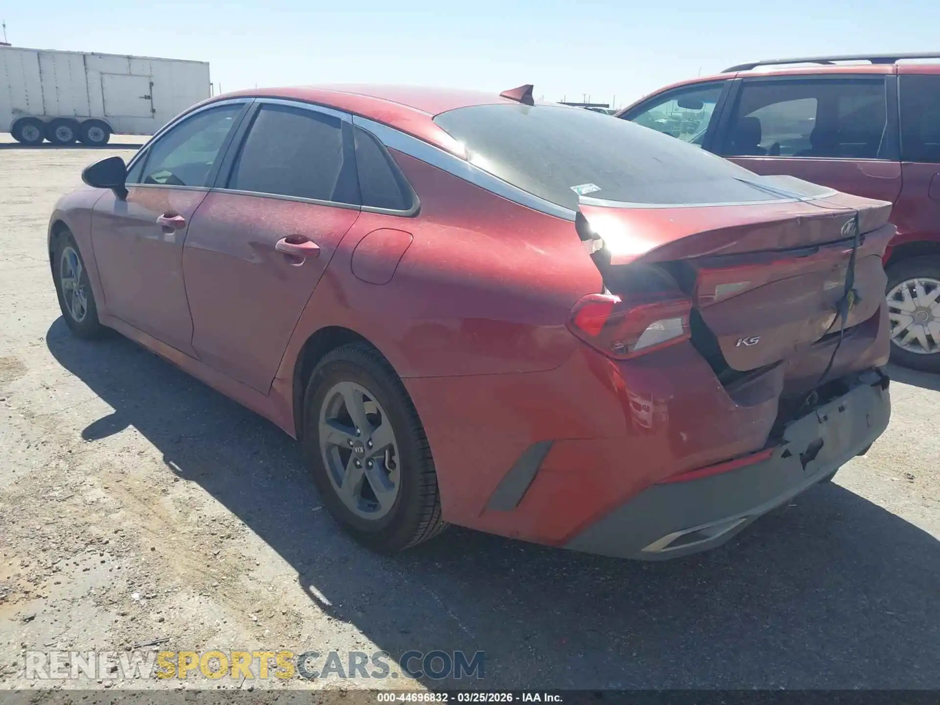 3 Photograph of a damaged car 5XXG24J27MG017043 KIA K5 2021