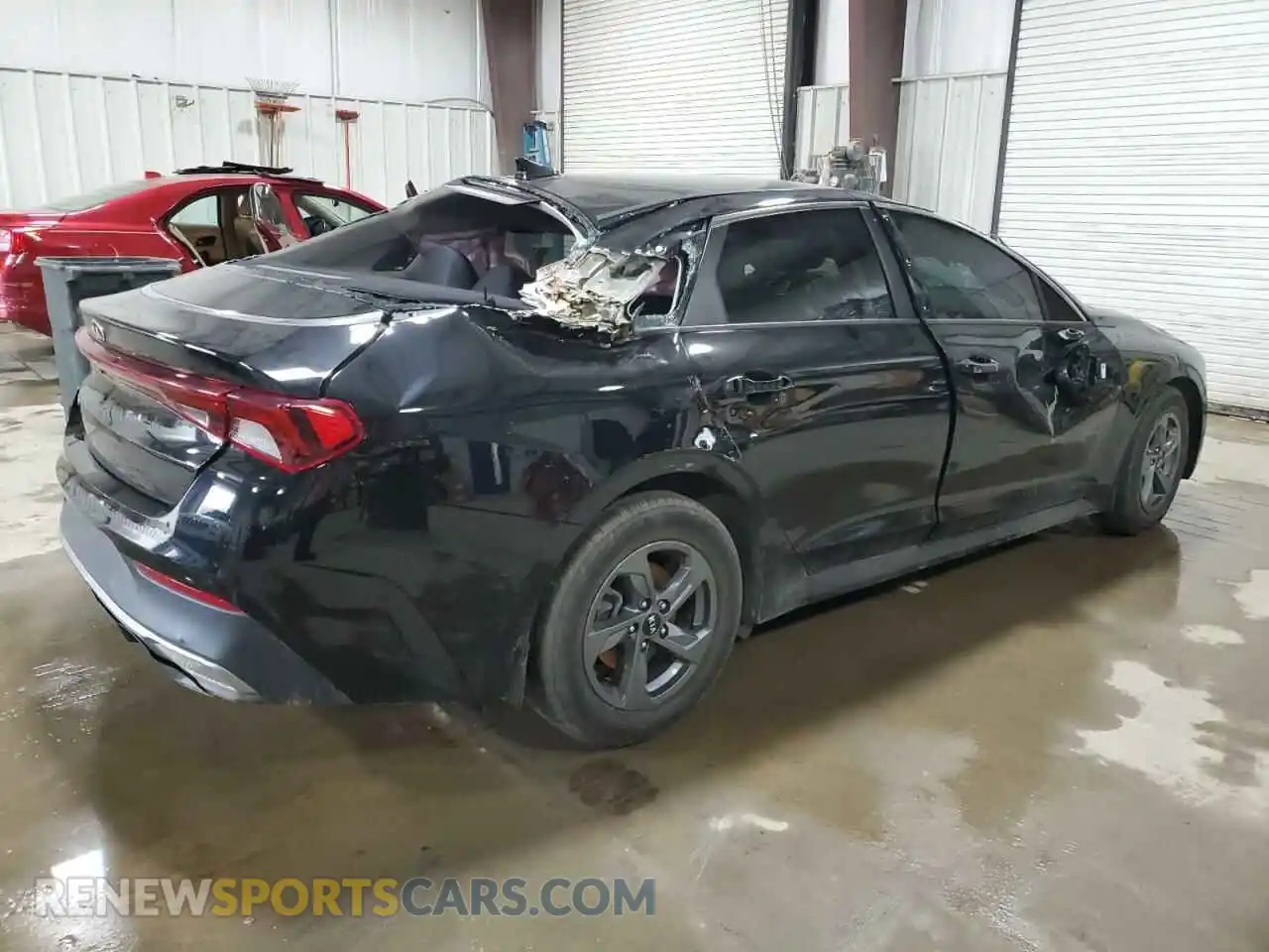 3 Photograph of a damaged car 5XXG24J29MG010143 KIA K5 2021