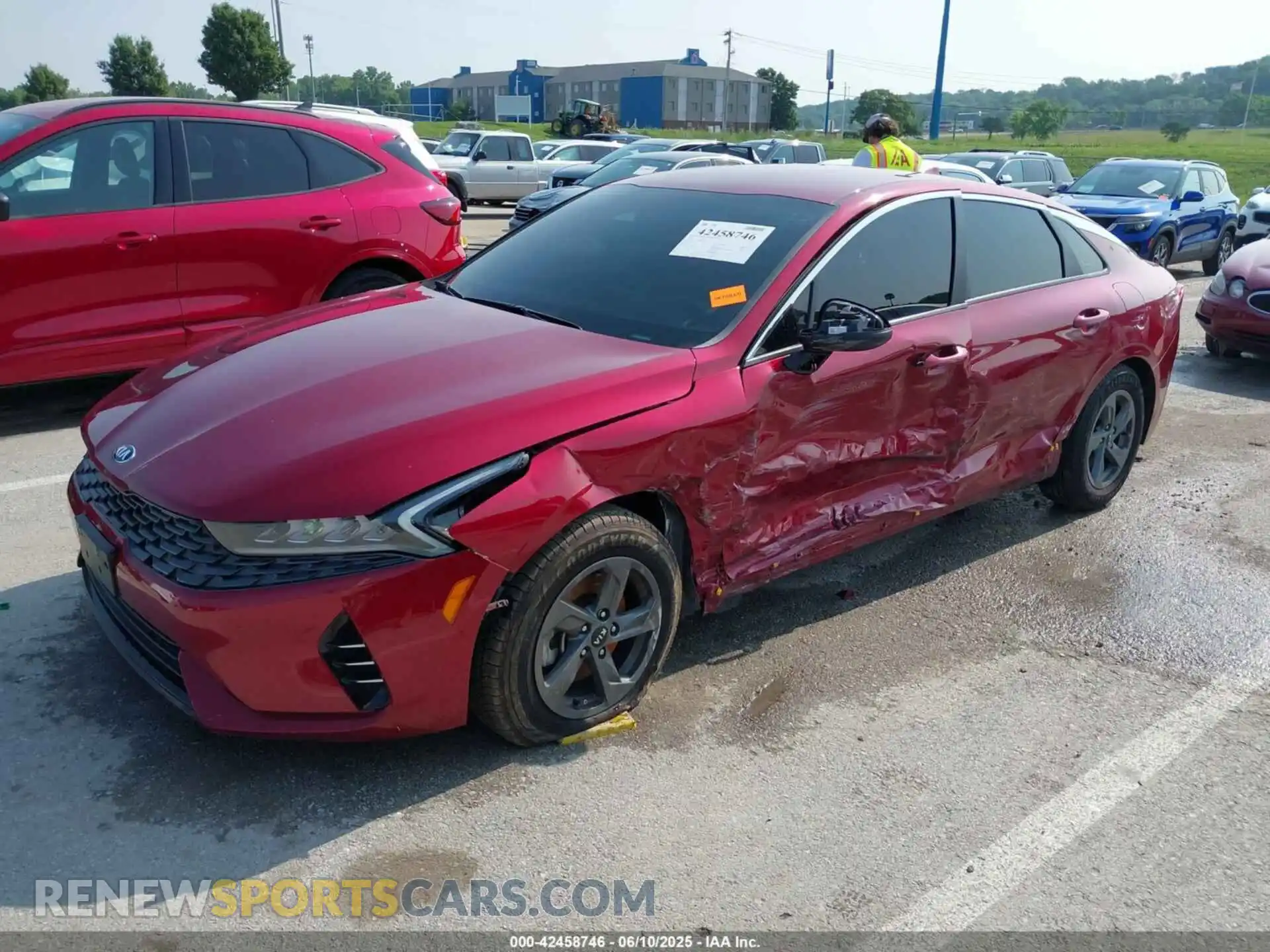 2 Photograph of a damaged car 5XXG24J2XMG026559 KIA K5 2021