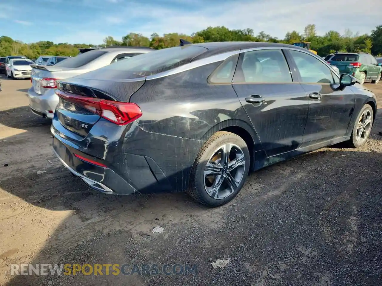 3 fotografías del automóvil dañado 5XXG34J23MG035830 KIA K5 2021