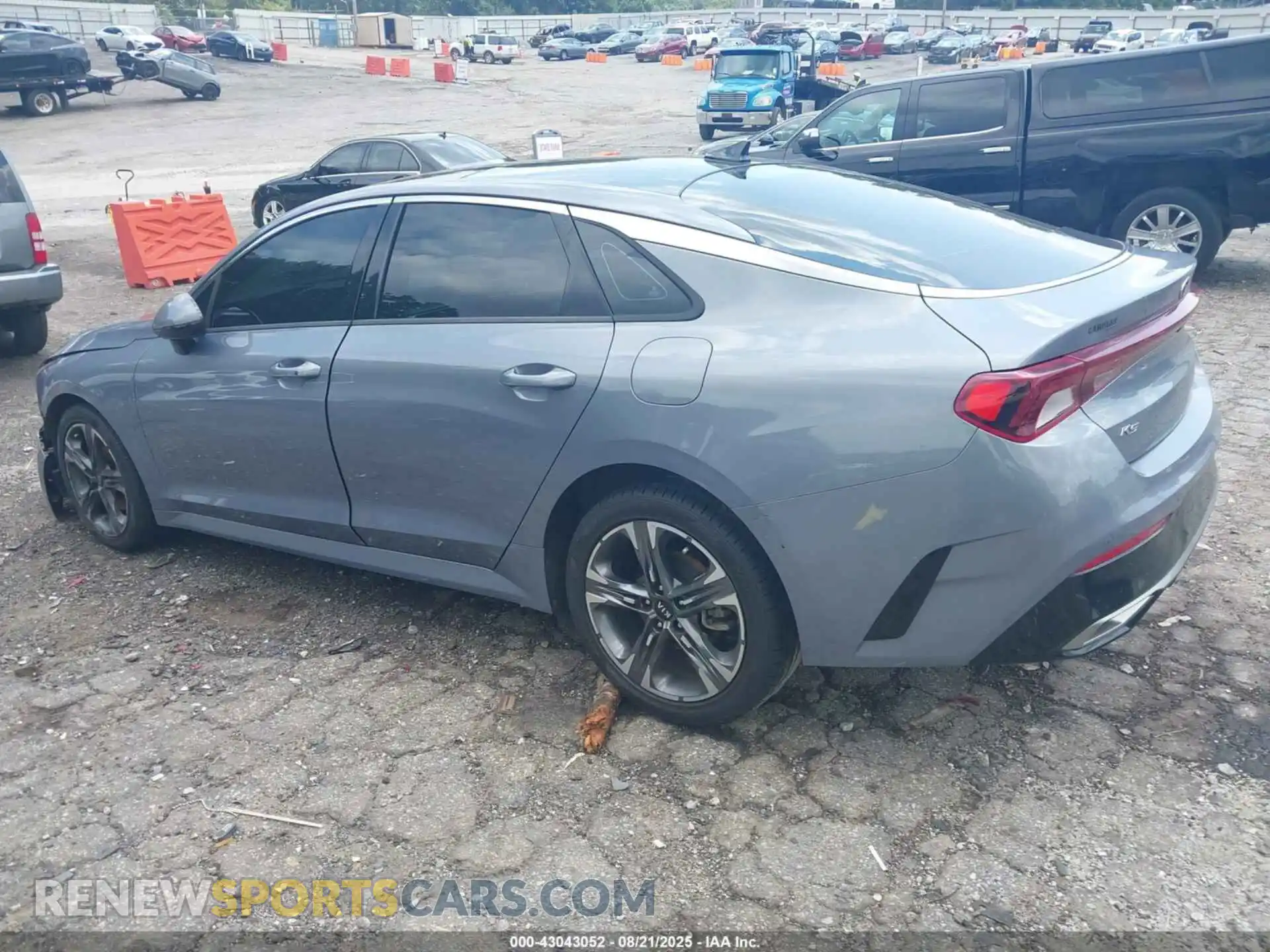 3 fotografías del automóvil dañado 5XXG34J26MG032534 KIA K5 2021