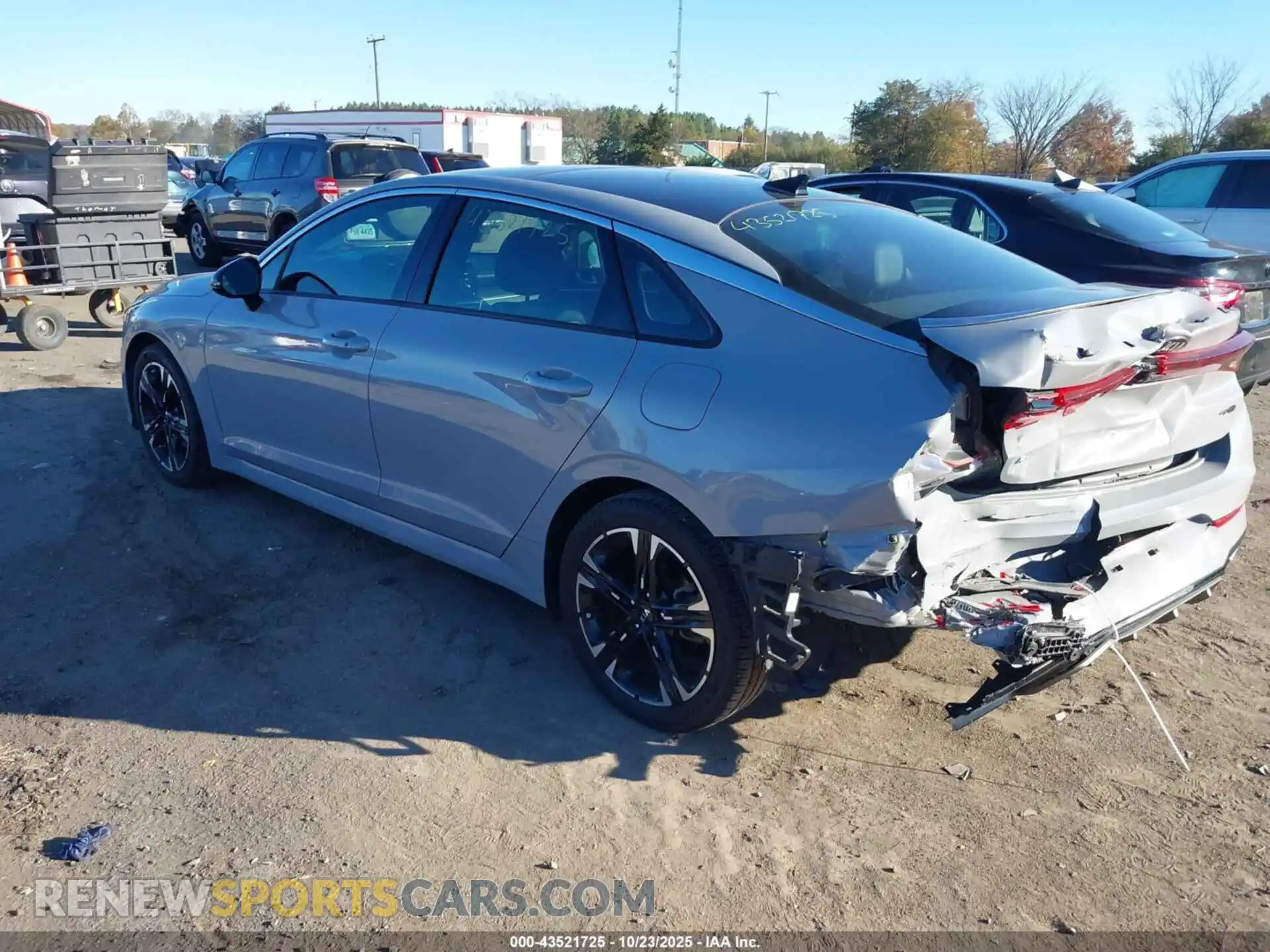 3 Photograph of a damaged car 5XXG64J20MG005658 KIA K5 2021