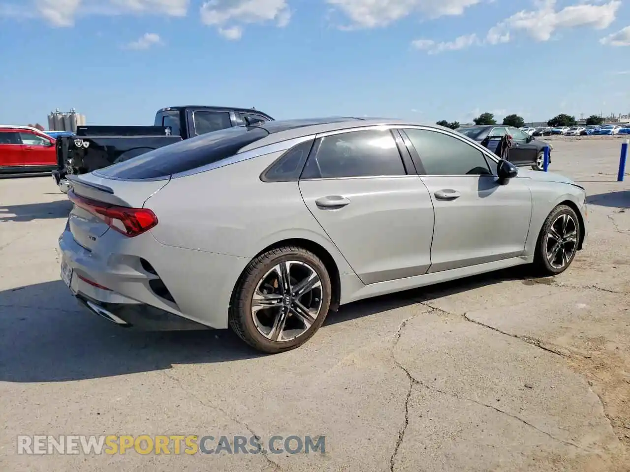 3 fotografías del automóvil dañado 5XXG64J20MG063737 KIA K5 2021