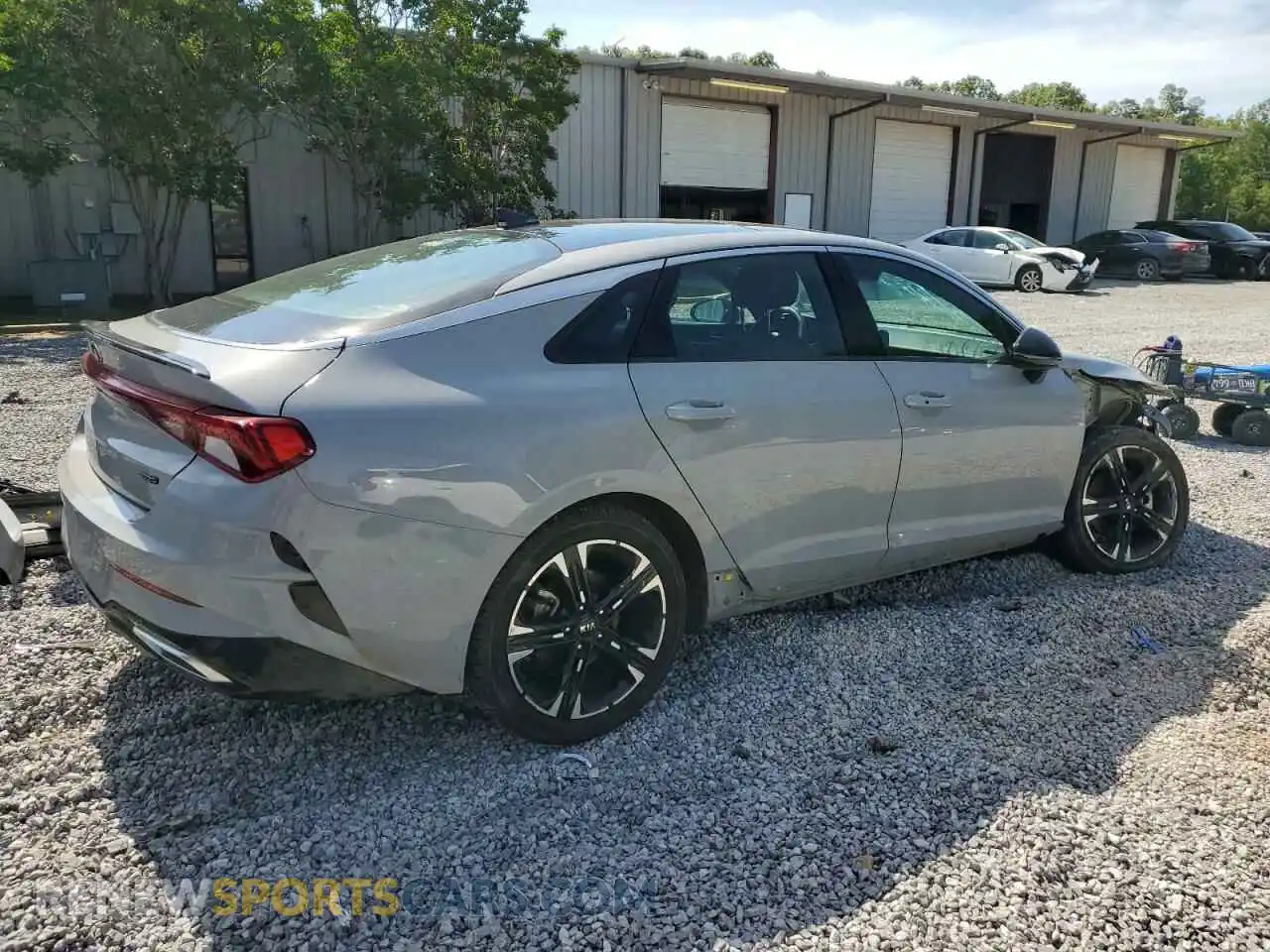3 Photograph of a damaged car 5XXG64J21MG042265 KIA K5 2021